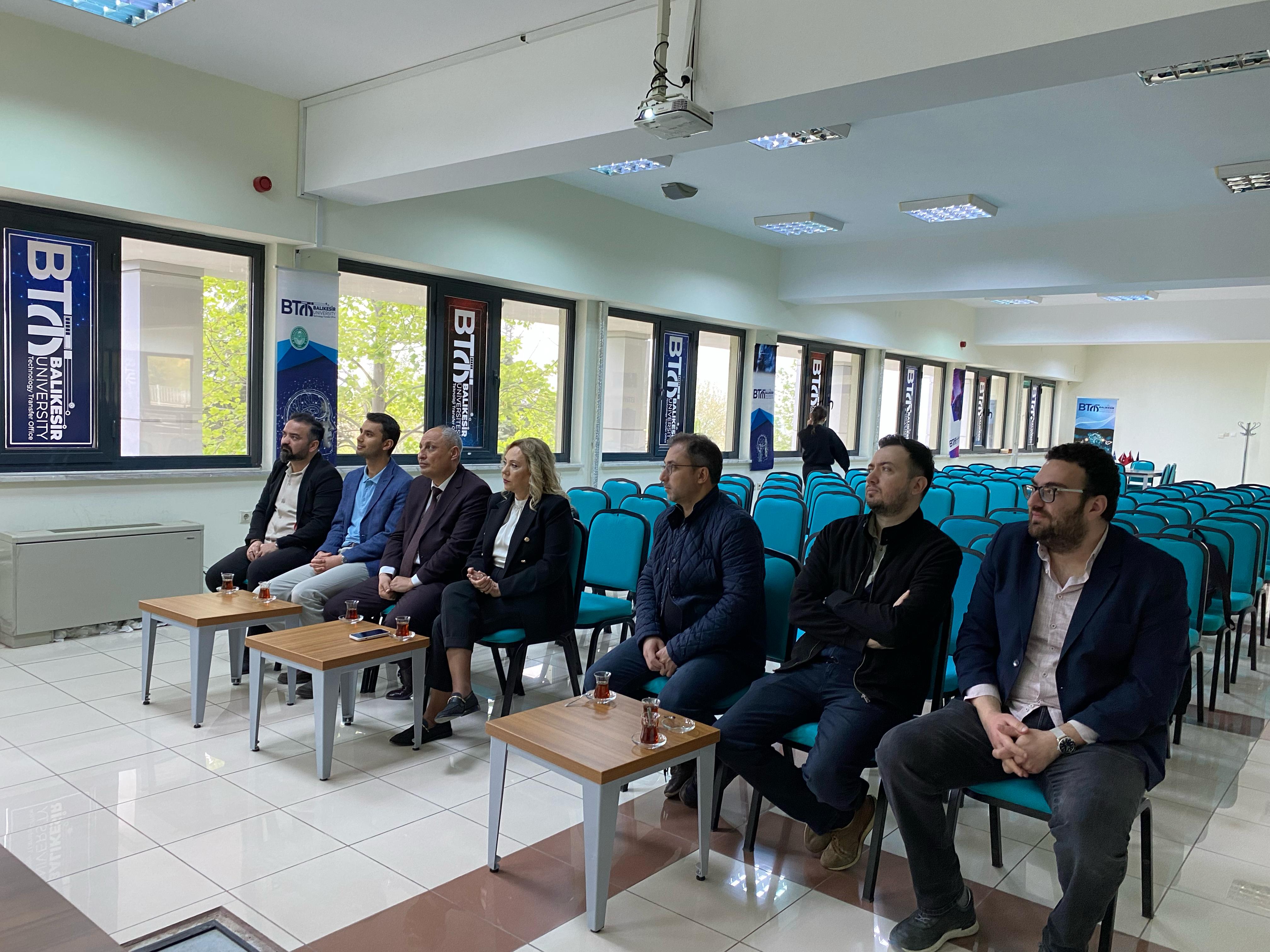 QREATIONE Girişim Ekibi, BAÜN TTO’da Girişimcilik Fikrini Paylaştı 6