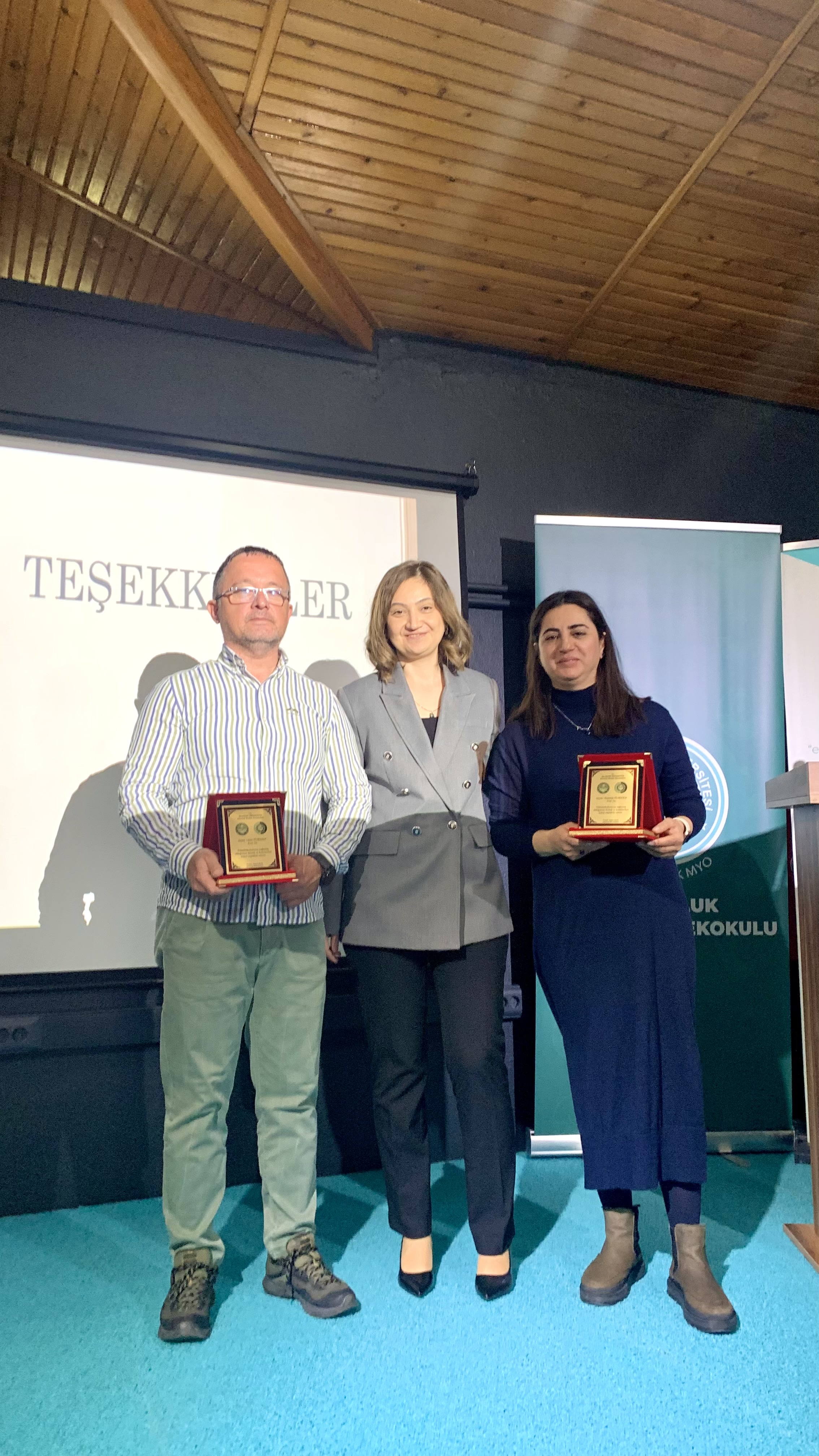Altınoluk MYO’da Kimya Haftası Etkinlikleri; Akademisyenler, Sektör Temsilcileri ve Öğrencileri Buluşturdu 10