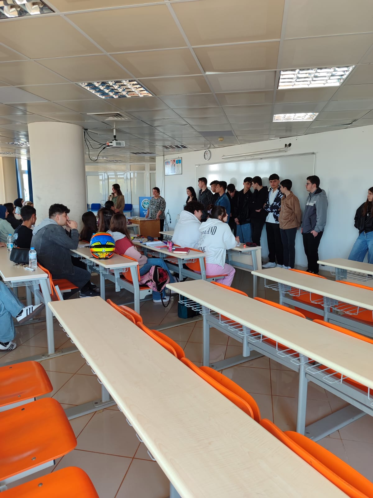 Kepsut Çok Programlı Anadolu Lisesi öğrencilerinden Yüksekokulumuz Muhasebe ve Çocuk Gelişimi programlarına ziyaret 2
