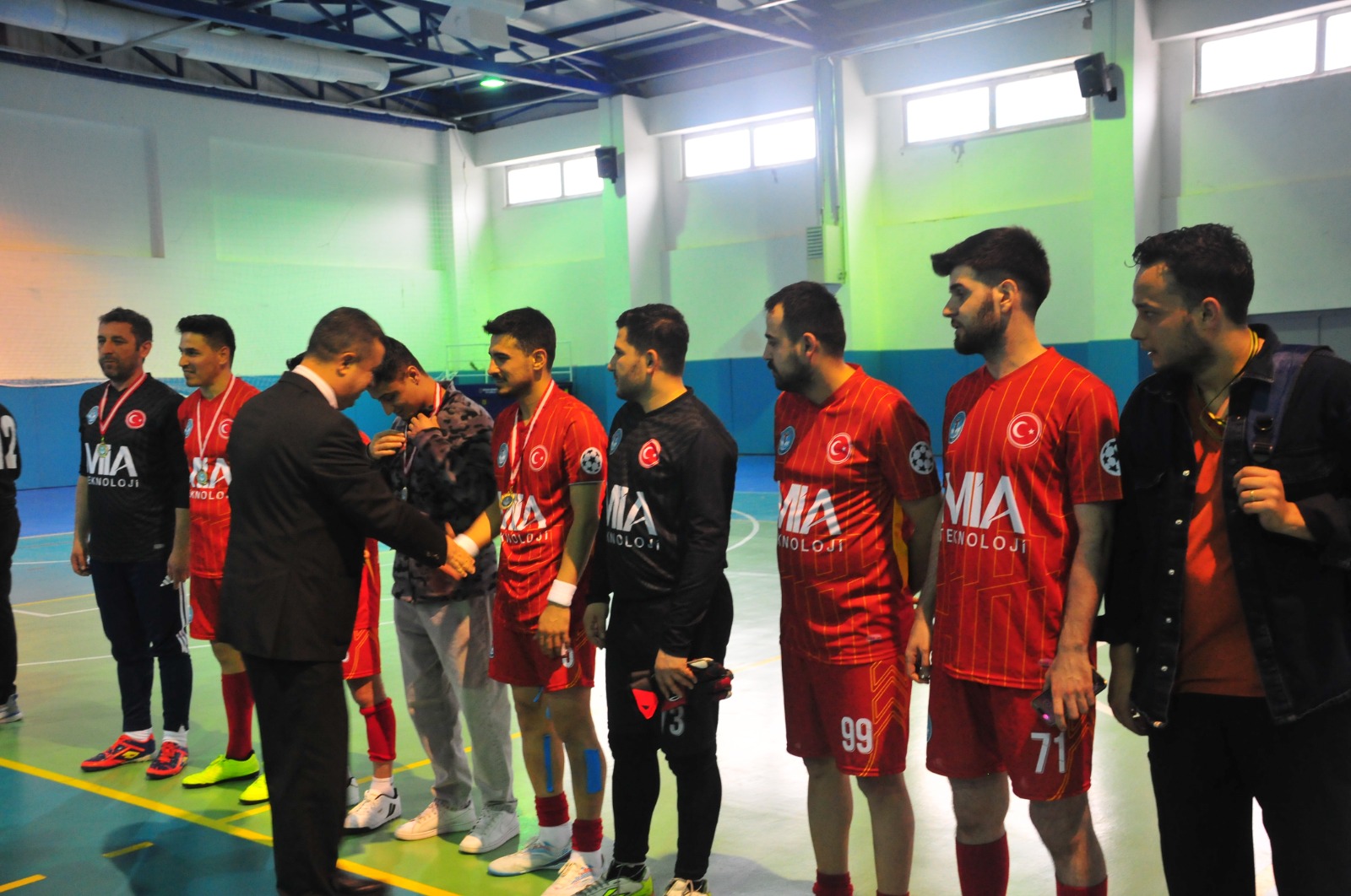  Rektörlük Personel Salon Futbolu Turnuvasında Kupalar Sahiplerini Buldu 2