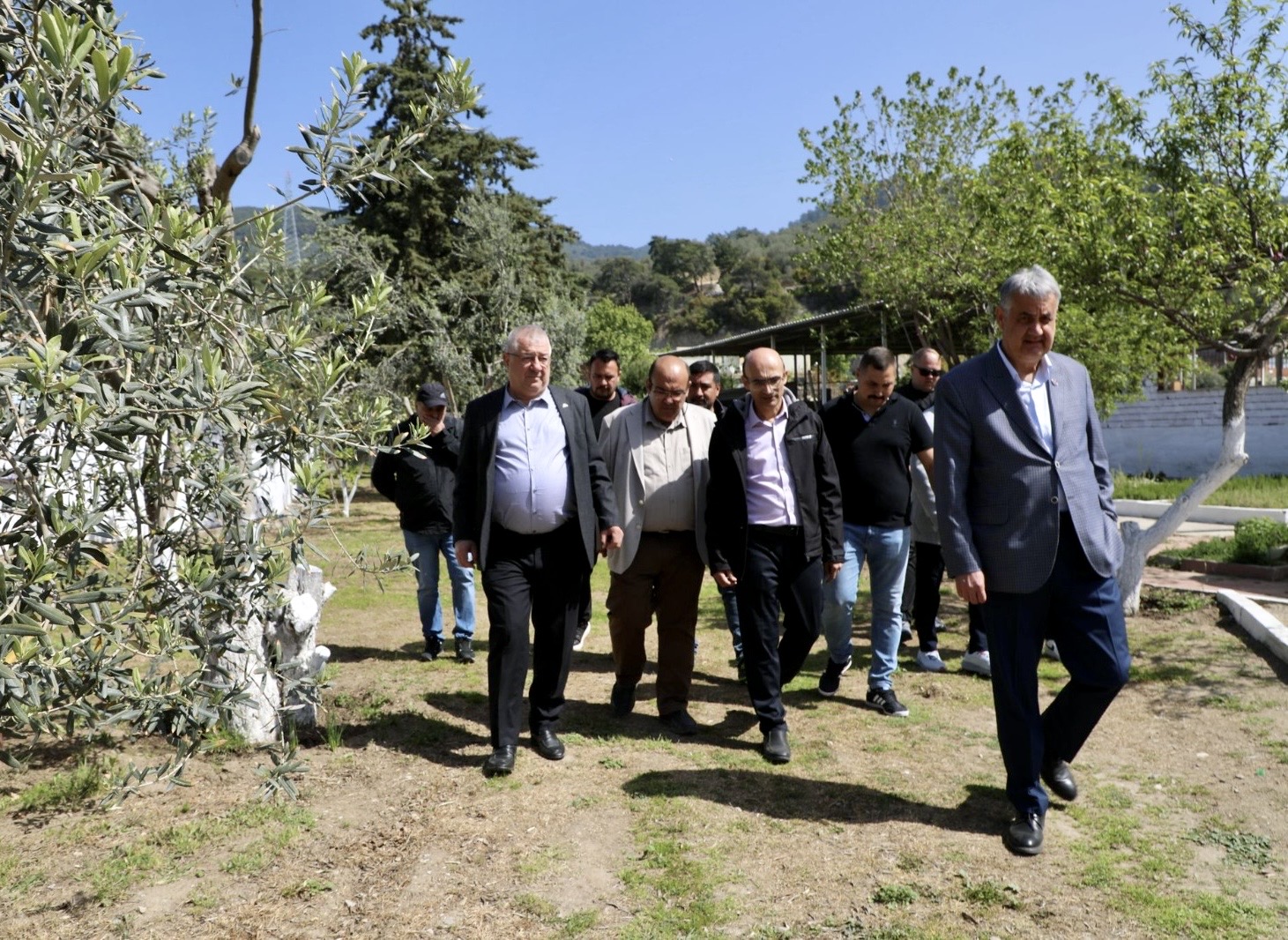 BAÜN'de Geleceğin Üreticileri Yetişiyor: Altınoluk MYO Öğrencileri Sahada 2
