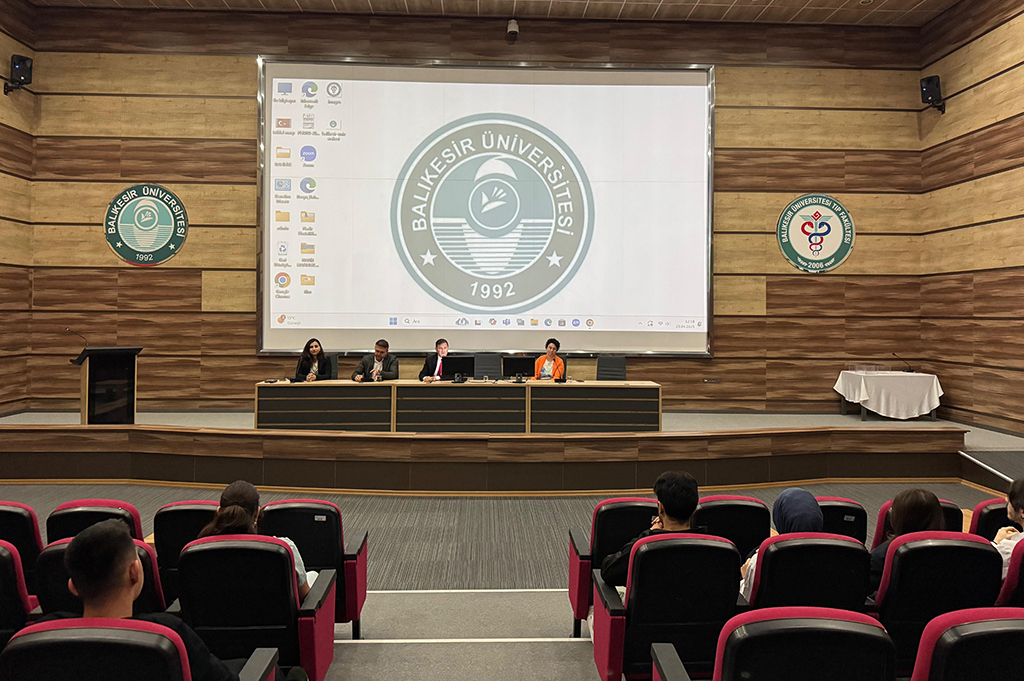 Fakültemiz Dönem-1 öğrencileriyle Dekan-Öğrenci Buluşmaları gerçekleştirildi 2