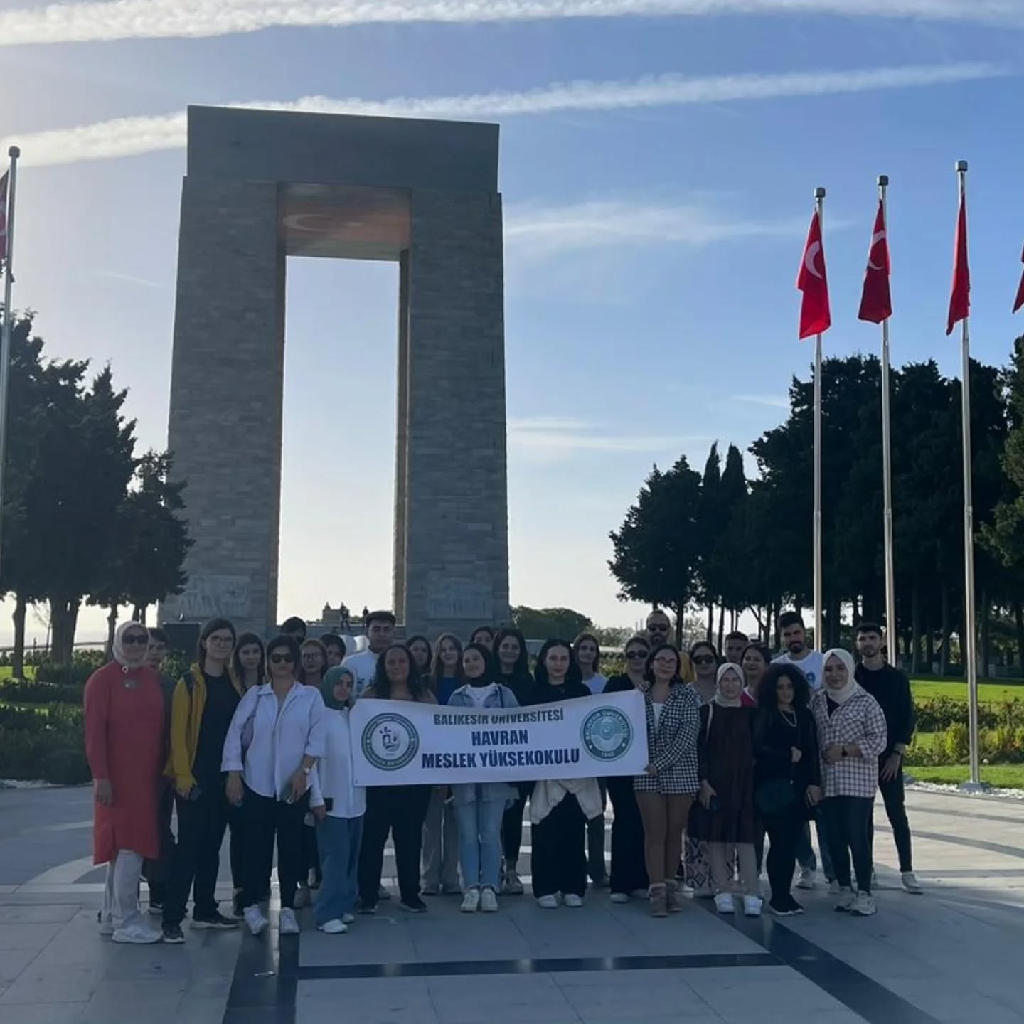 ZAFERİN İZİNDE ÇANAKKALE ŞEHİTLİK ZİYARETİ 2