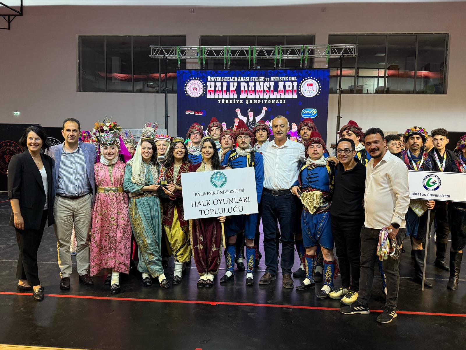 BAÜN Halk Oyunları Topluluğundan Türkiye İkinciliği Başarısı 1