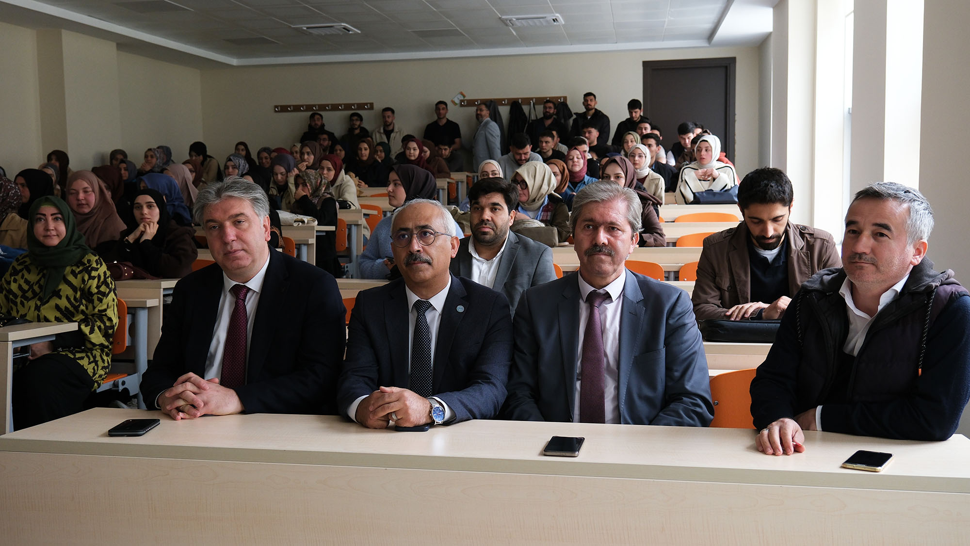 BAÜN İlahiyat Fakültesinde “Din Eğitiminde Güncel Yaklaşımlar” Konferansı Düzenlendi 1