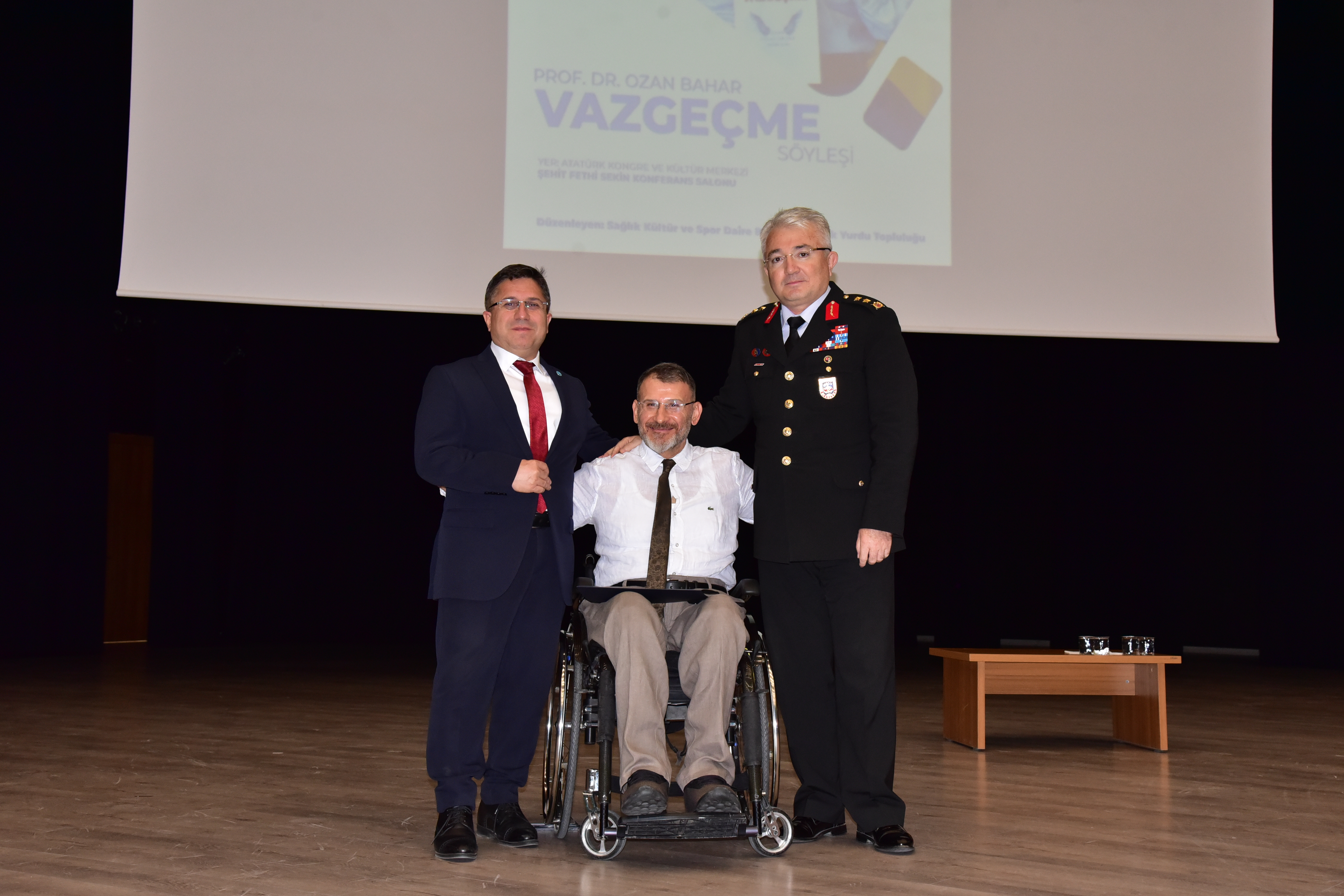 Prof. Dr. Ozan Bahar’dan, BAÜN’de İlham Veren Söyleşi: “Vazgeçme”  7