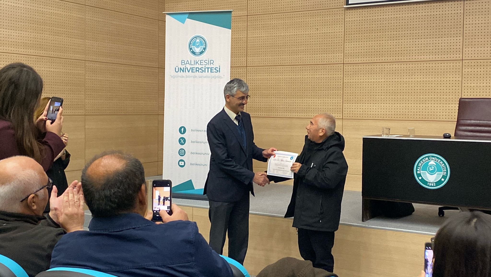 "Yapay Zeka ve Etik" Konulu Konferans Gerçekleştirildi
