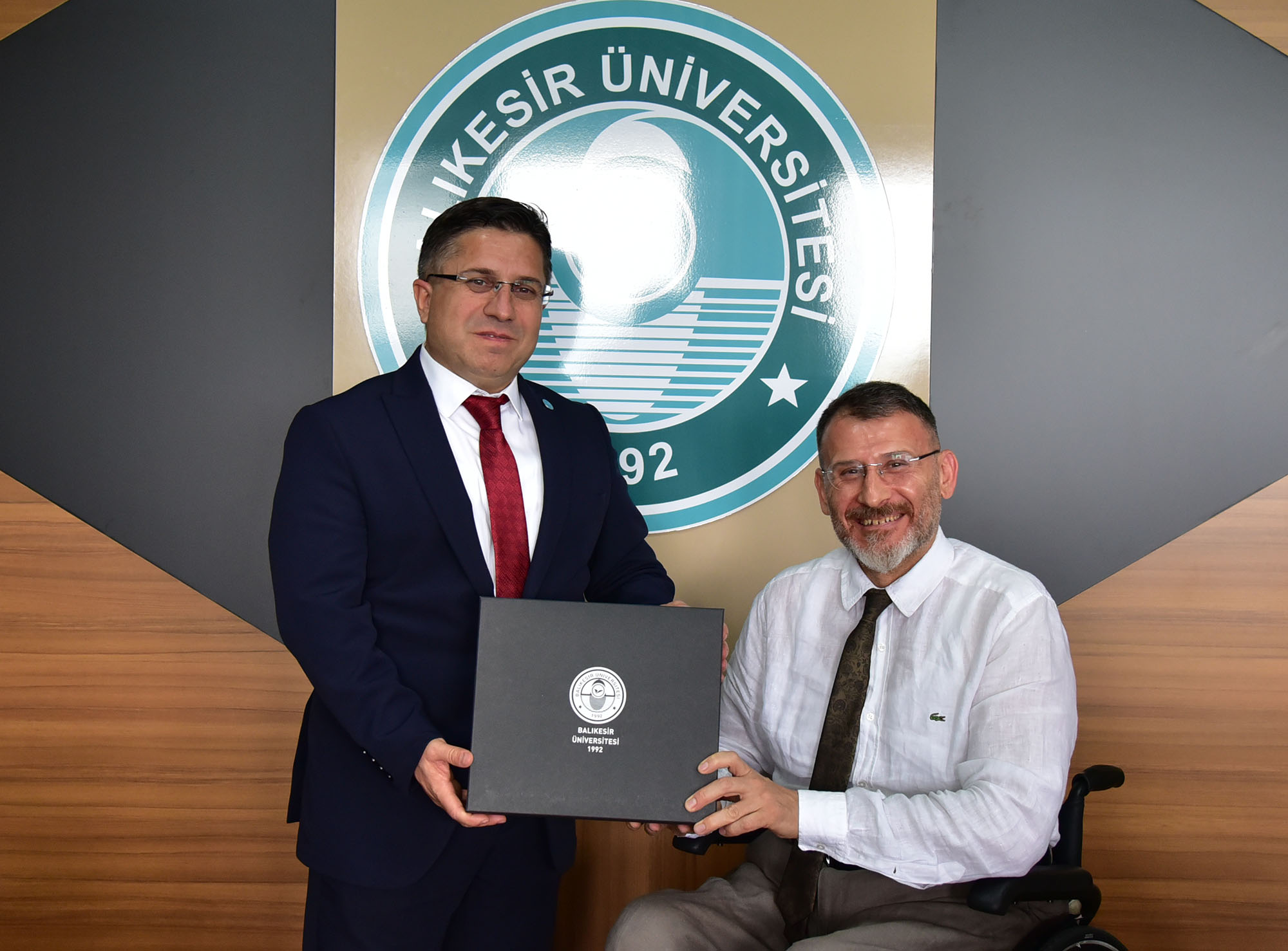 İl Jandarma Komutanı Tümg. Nurettin Alkan ve Prof. Dr. Ozan Bahar’dan Rektör Oğurlu’ya Ziyaret 2