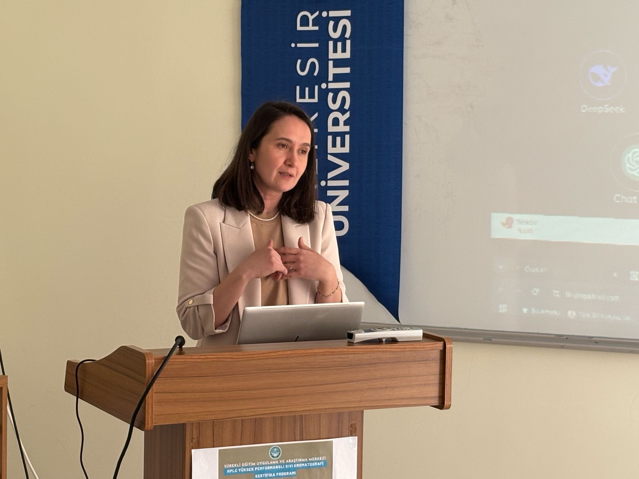 BAÜN’de, Bilimsel Proje Süreçlerinde Yapay Zeka Kullanımına Işık Tutan Seminer 5