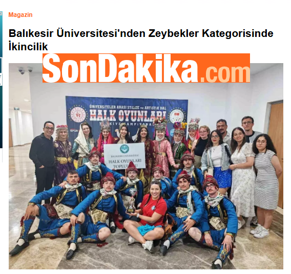 Balıkesir Üniversitesi'nden Zeybekler Kategorisinde İkincilik.