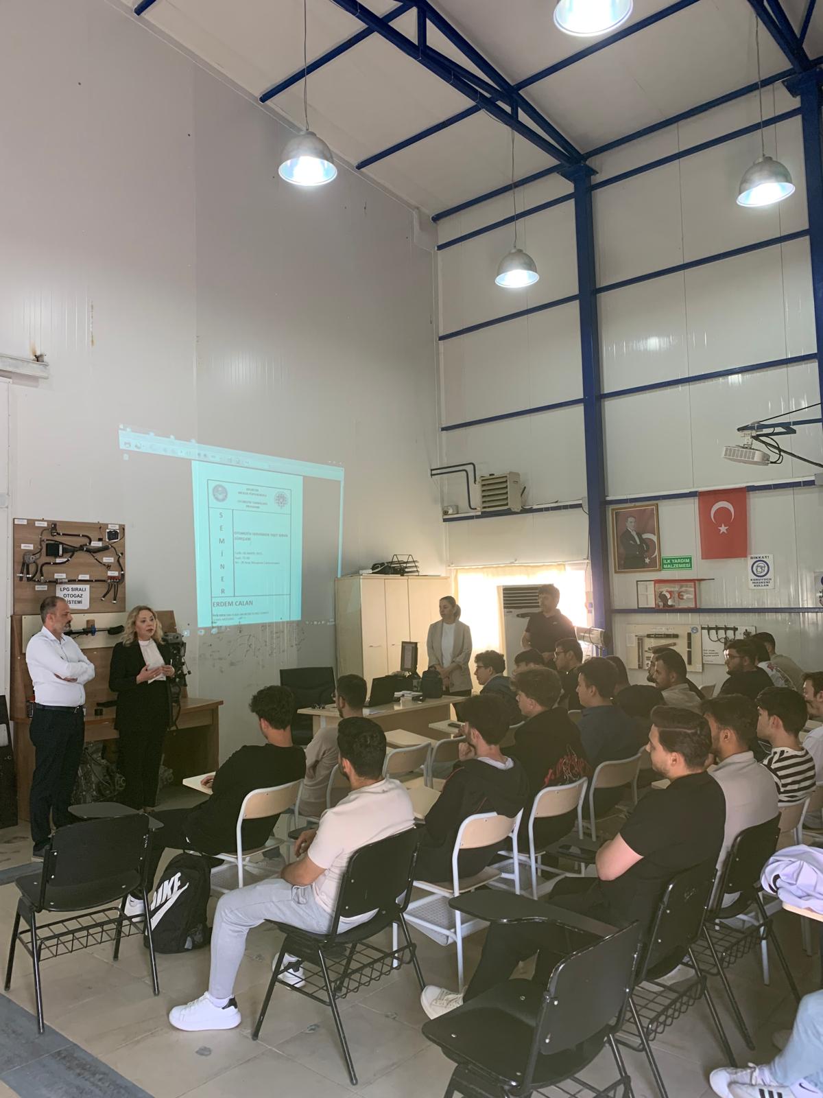 Toyota Altan Plaza Balıkesir Yetkili Servisi, Servis Müdürü ERDEM CALAN’ın katılımı ile “Otomotiv Servisinde Taşıt Servis Süreçleri” seminerini gerçekleştirdi. 3