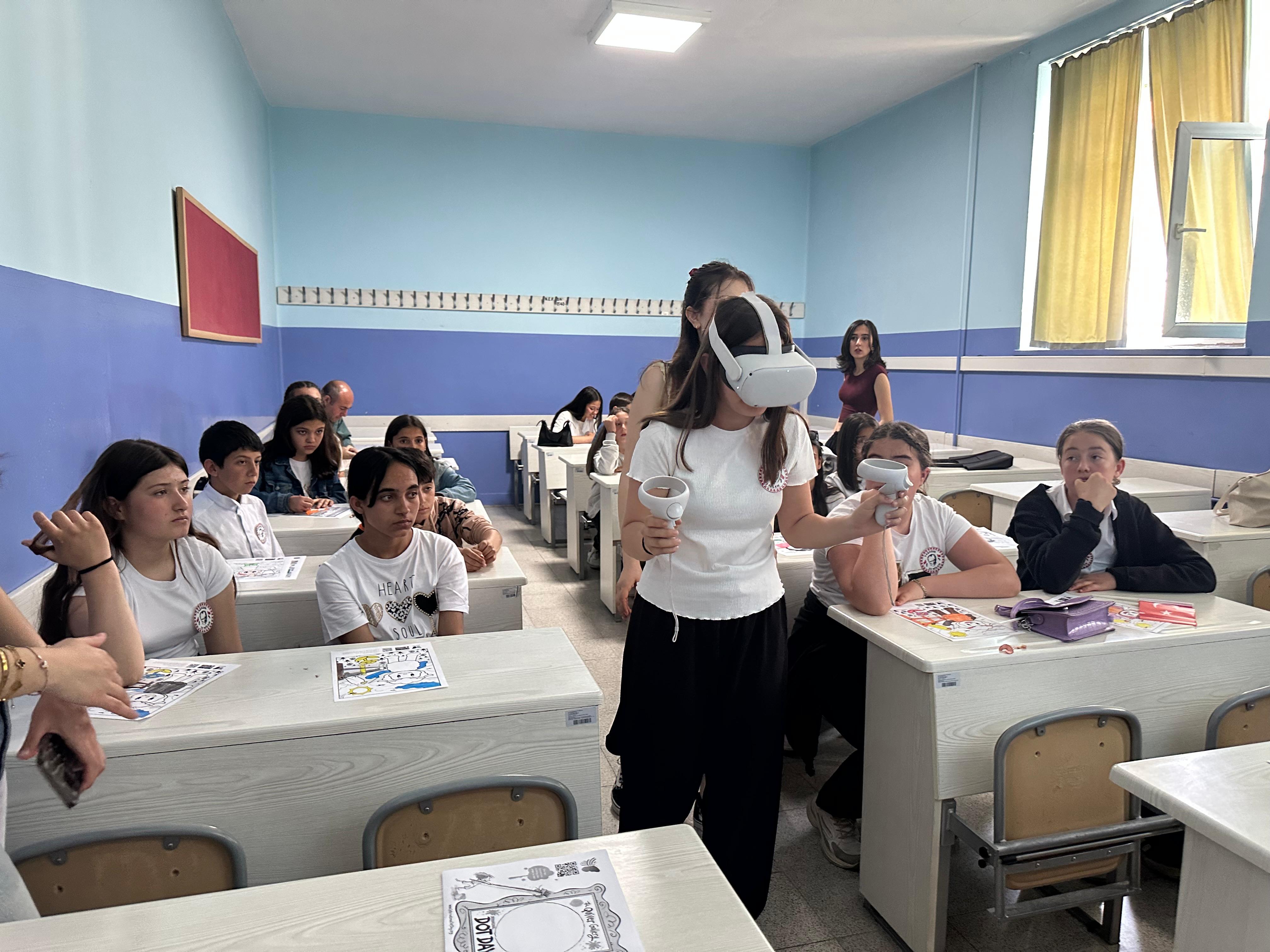 NEF'te 23 Nisan Ulusal Egemenlik ve Çocuk Bayramı Coşkusu  3