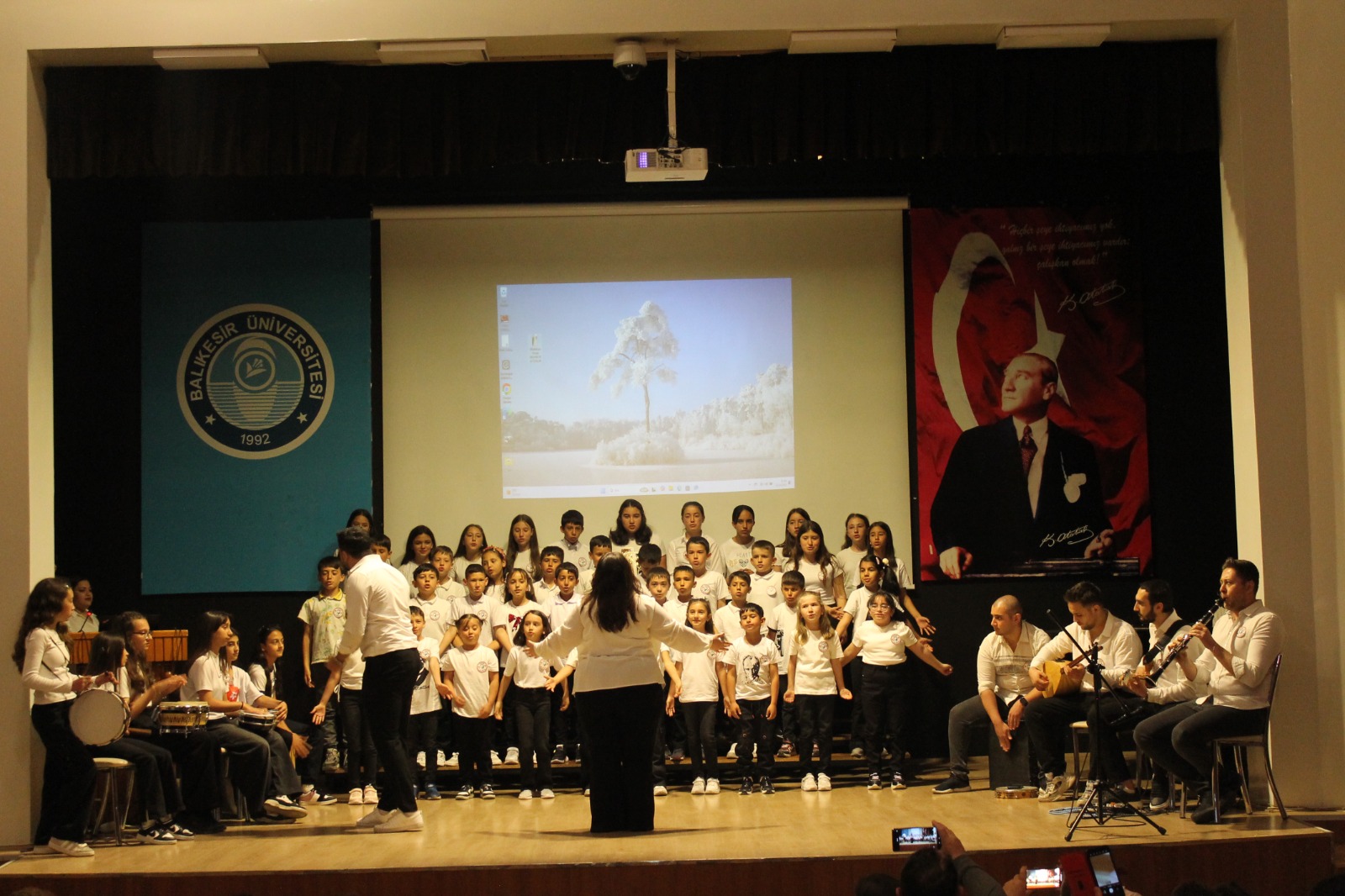 NEF'te 23 Nisan Ulusal Egemenlik ve Çocuk Bayramı Coşkusu  9