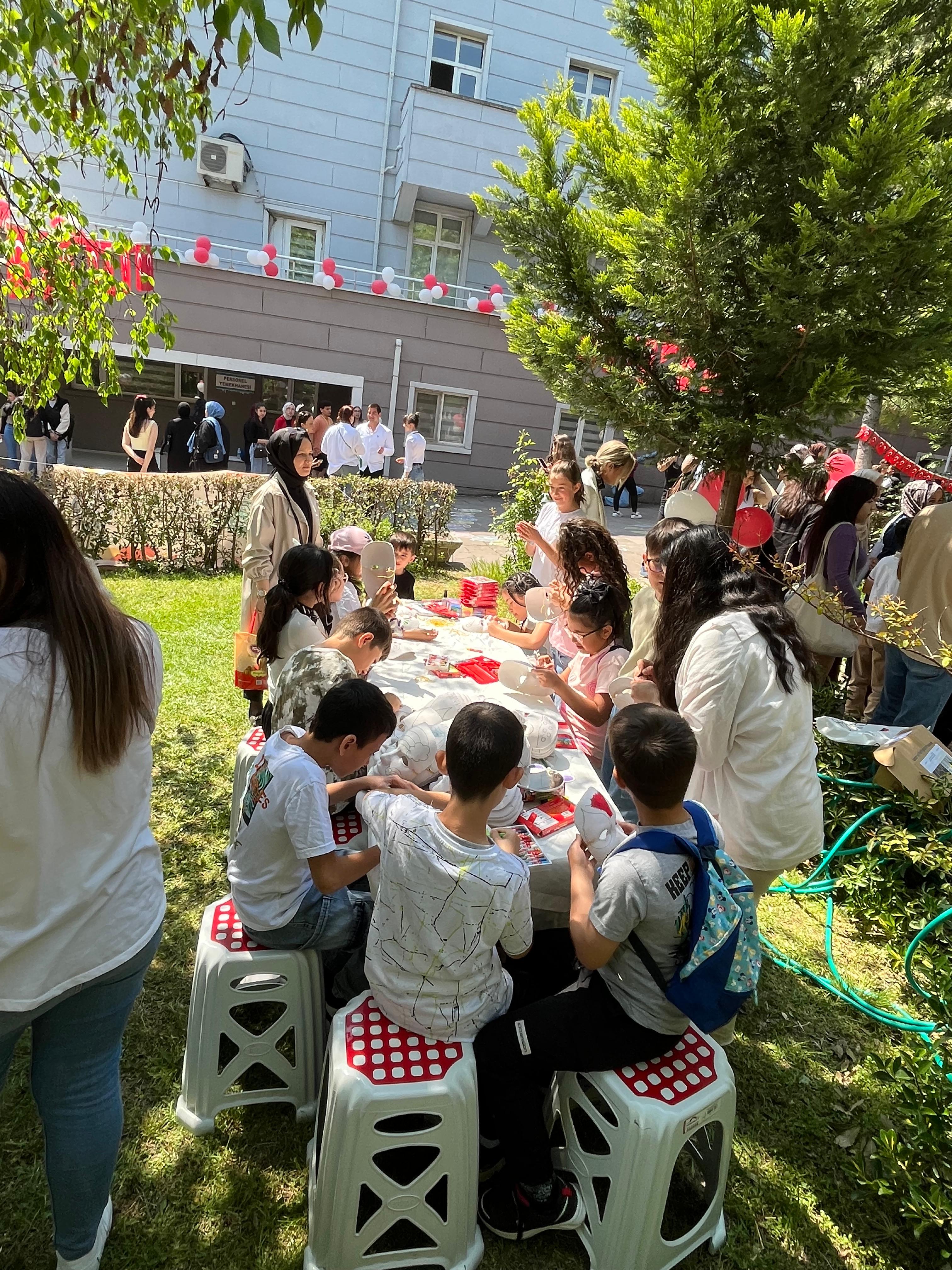 NEF'te 23 Nisan Ulusal Egemenlik ve Çocuk Bayramı Coşkusu  12