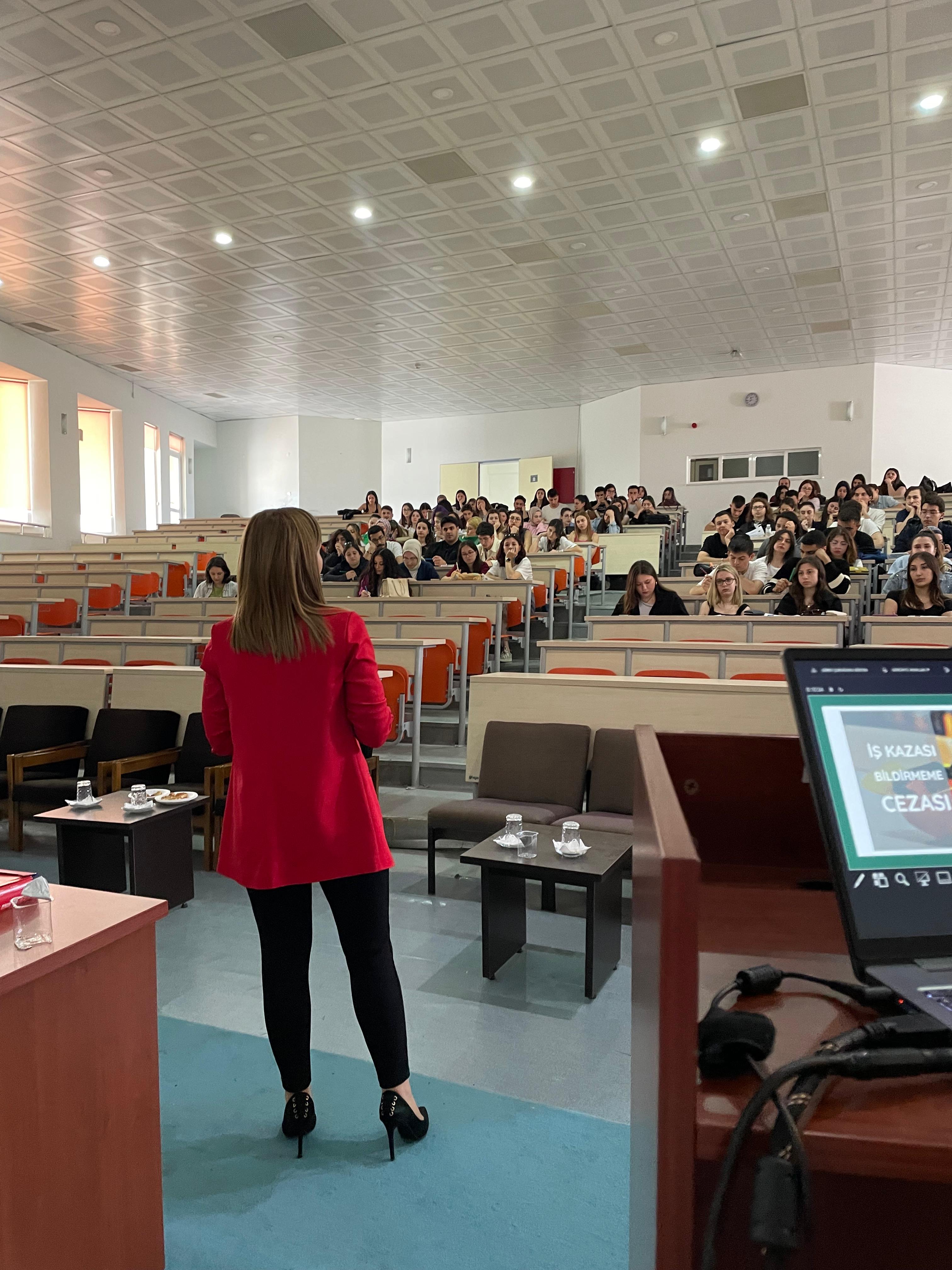 Fen-Edebiyat Fakültesi Öğrencilerine Temel İSG Eğitimi
