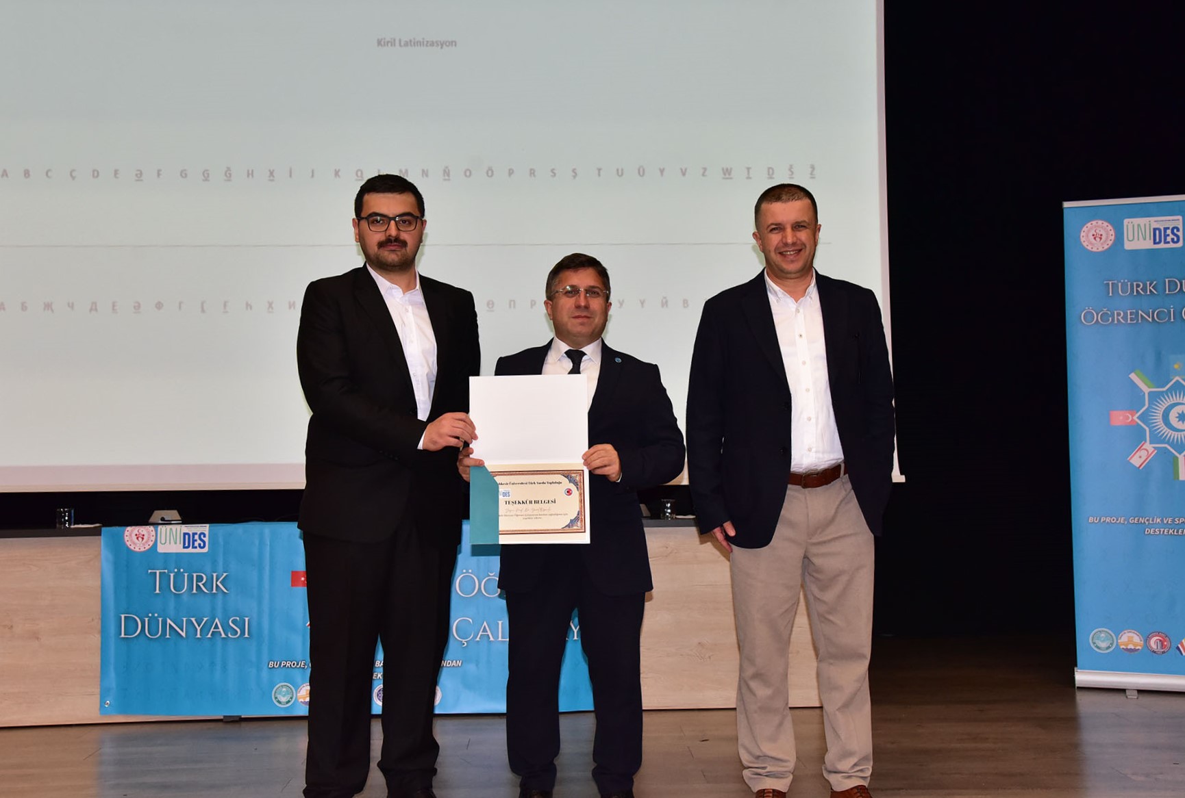 BAÜN Rektörü Prof. Dr. Yücel Oğurlu’dan, Türk Dünyası Öğrenci Çalıştayında “Türkçenin Derinliğine ve Birleştirici Gücüne” Vurgu 4