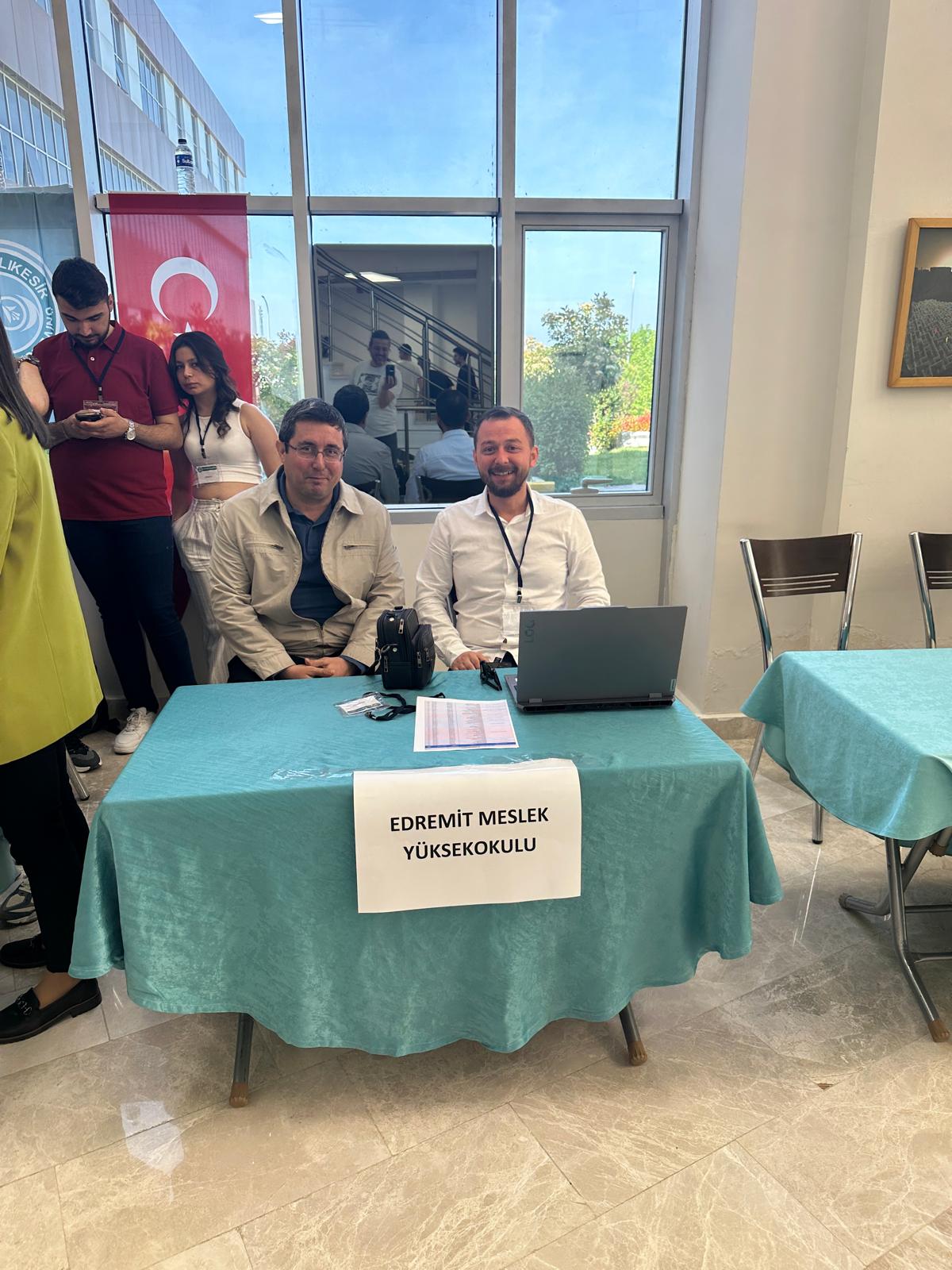 Balıkesir Üniversitesi tanıtım günlerinde Edremit Meslek Yüksekokulu olarak yerimizi aldık 2