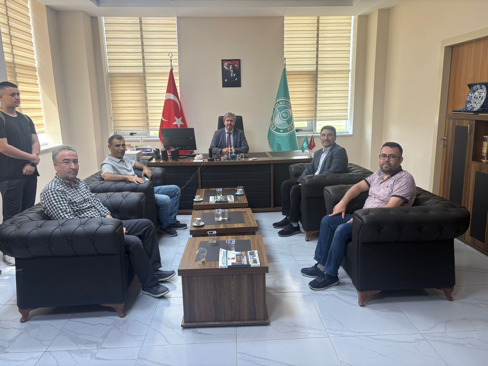 Balıkesir Anadolu İmam Hatip Lisesi Öğrencileri ve Öğretmenlerinin Fakültemizi Ziyareti 3