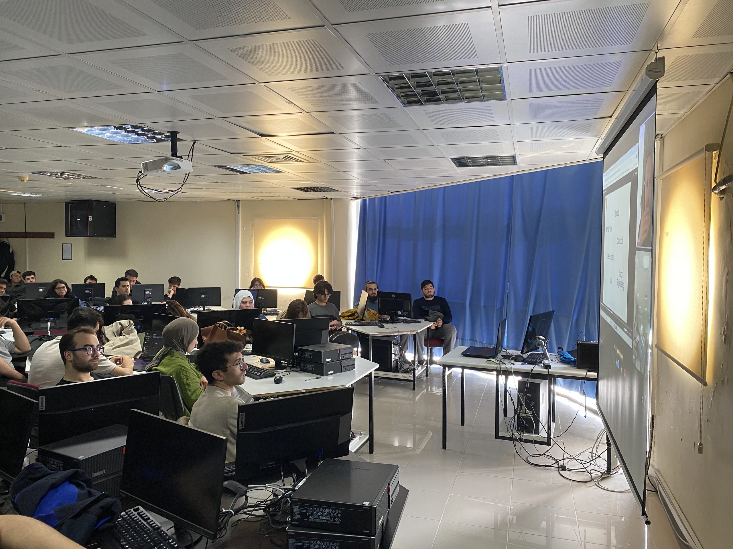 "Bugünün Kodu, Yarının Dünyası! [“Geleceğe Giriş”]" Semineri 2