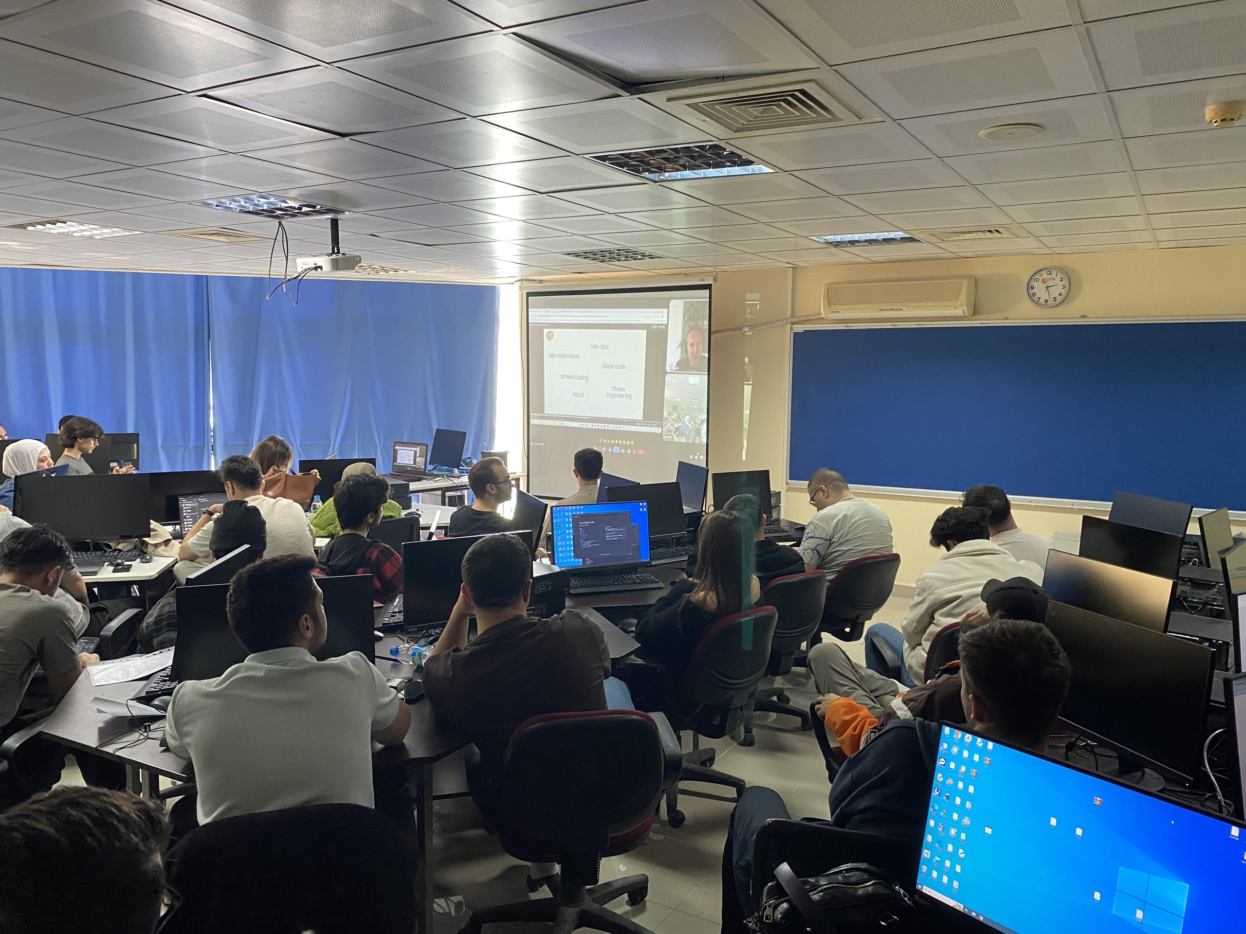 "Bugünün Kodu, Yarının Dünyası! [“Geleceğe Giriş”]" Semineri 5