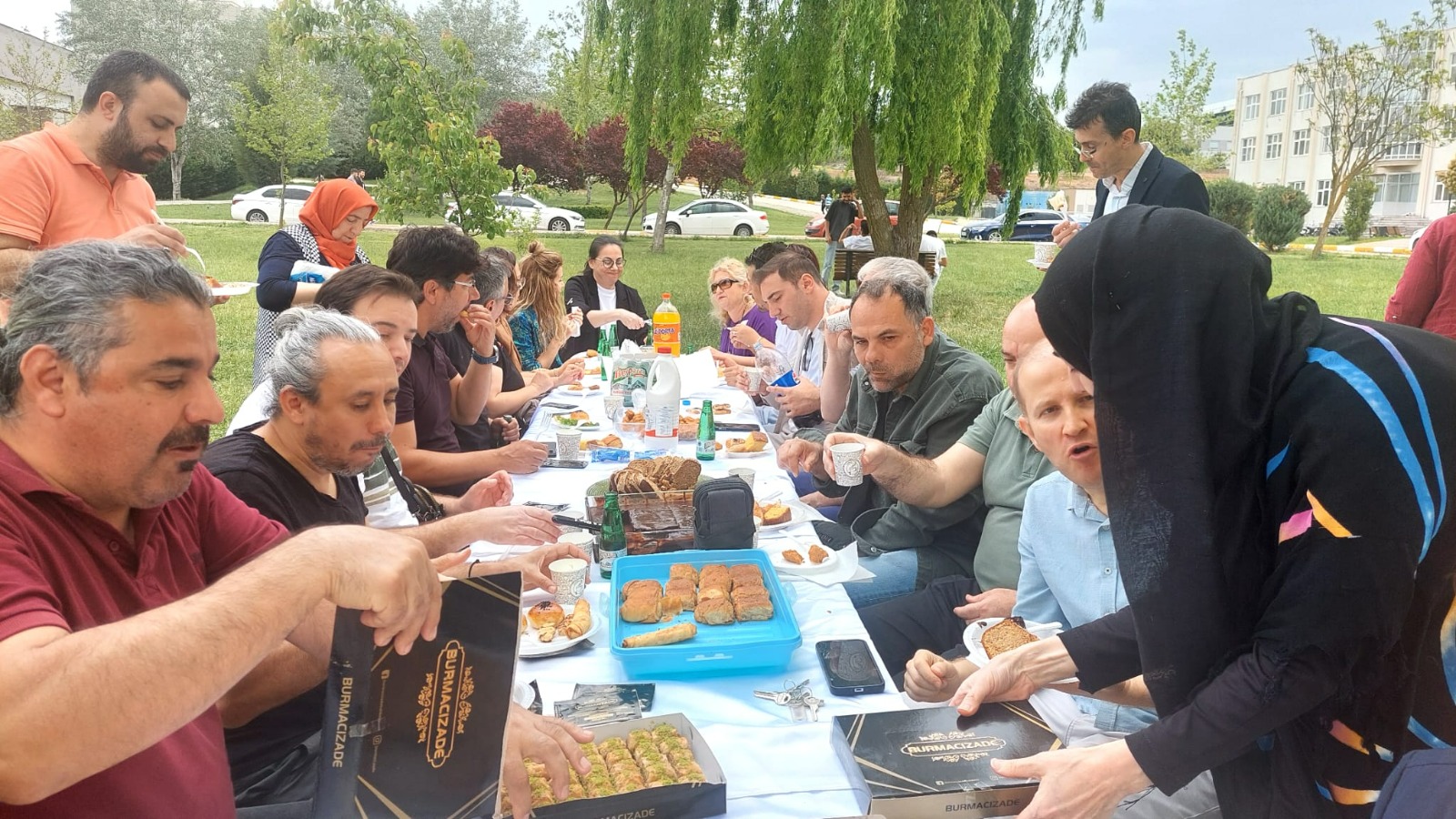 Balıkesir Meslek Yüksekokulu'nda Geleneksel Dönem Sonu Pikniği 4
