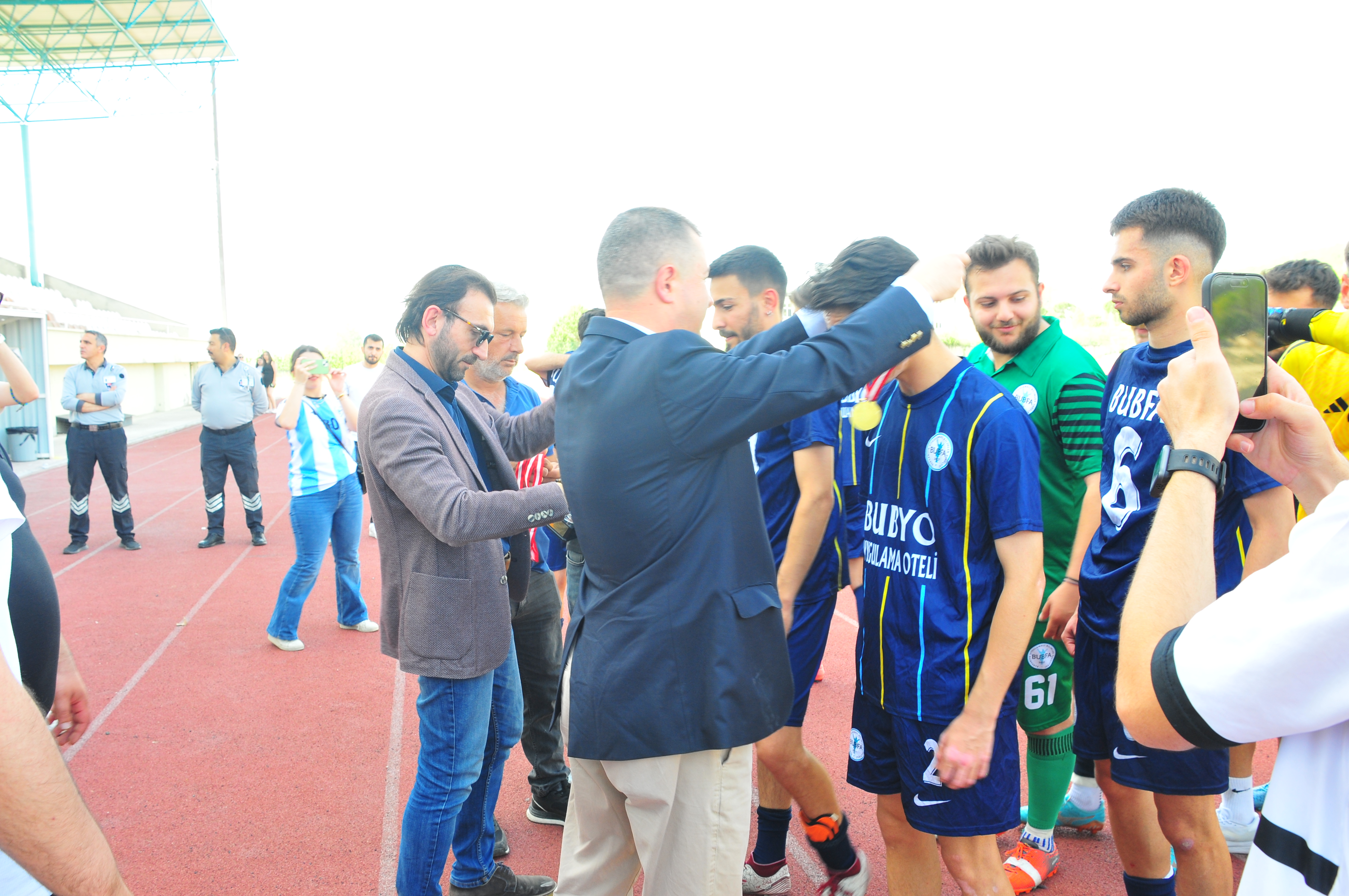 Bahar şenlikleri Futbol Turnuvasında Kupalar Sahiplerini Buldu 2