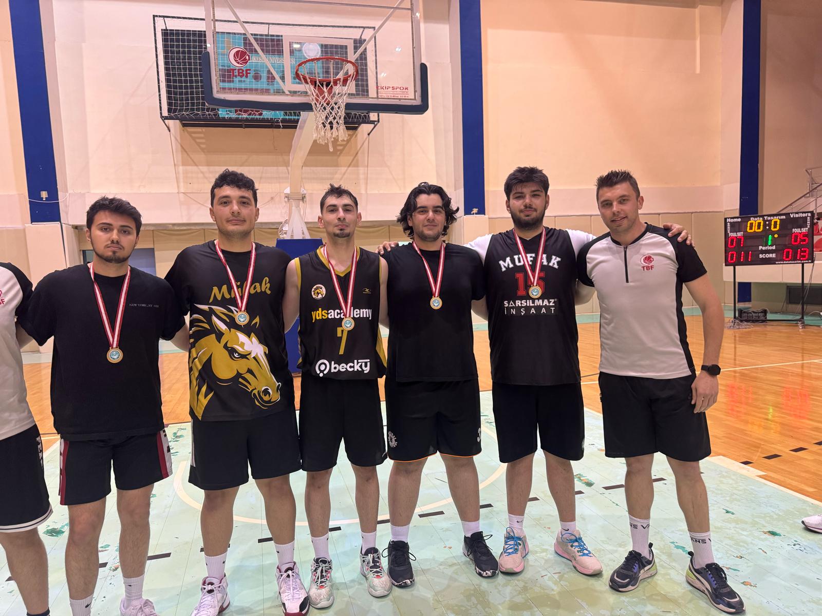 Bahar Şenlikleri 3x3 Basketbol Turnuvası Sonuçlandı 3
