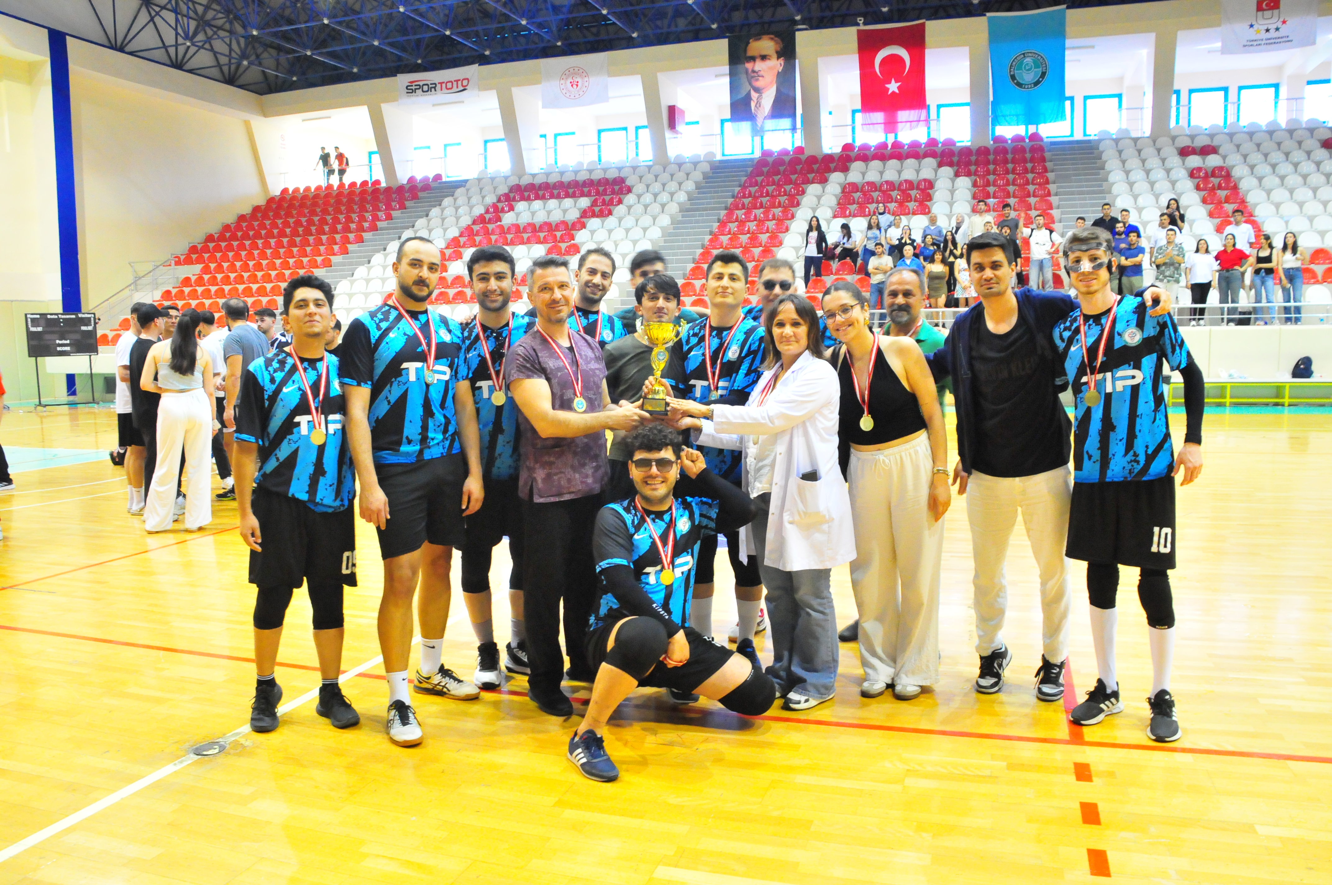 Bahar Şenlikleri Erkek Voleybol Müsabakaları Tamamlandı 2