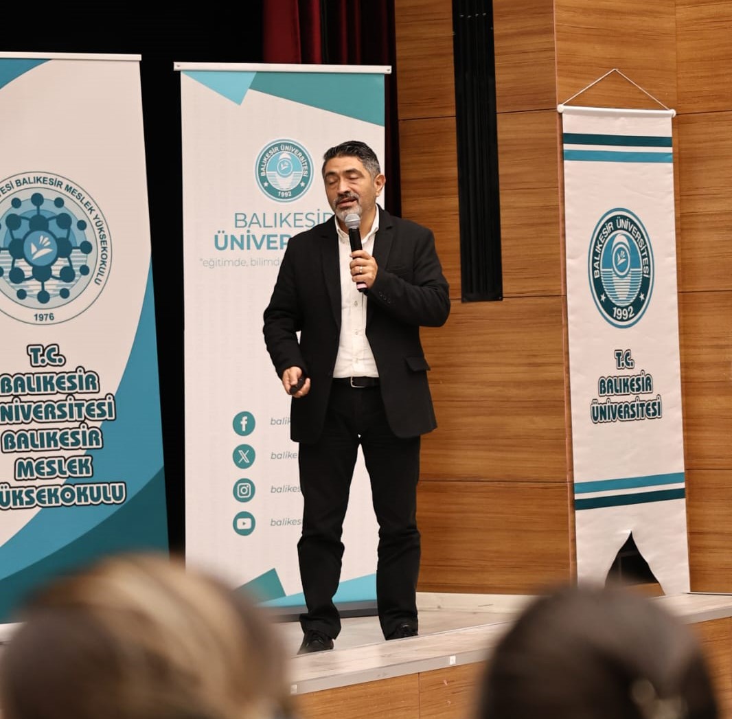 2. Kariyer Günlerinde Balıkesir MYO Öğrencileriyle Sektör Temsilcileri Bir Araya Geldi 5
