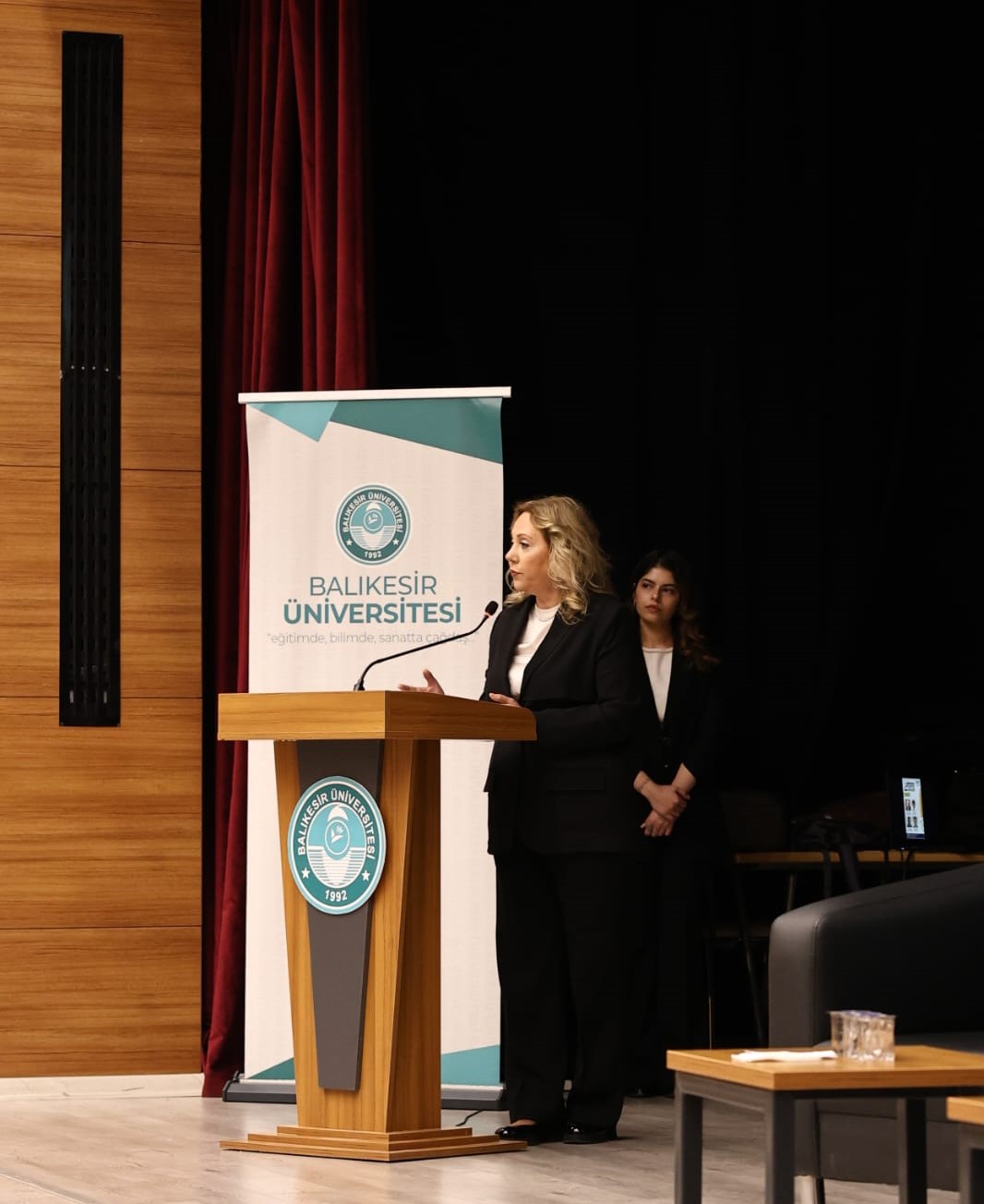 2. Kariyer Günlerinde Balıkesir MYO Öğrencileriyle Sektör Temsilcileri Bir Araya Geldi 4
