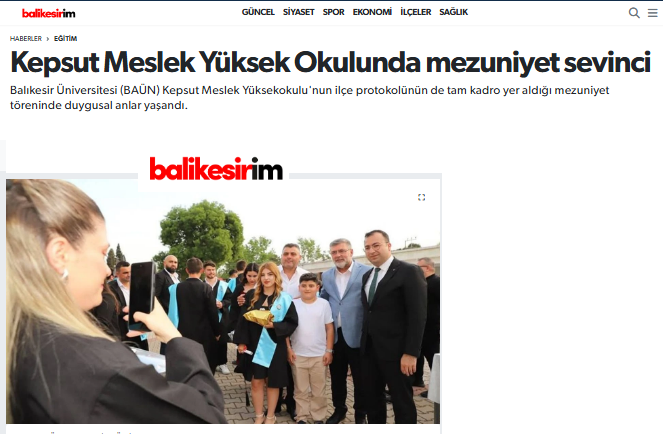 Kepsut Meslek Yüksek Okulunda mezuniyet sevinci