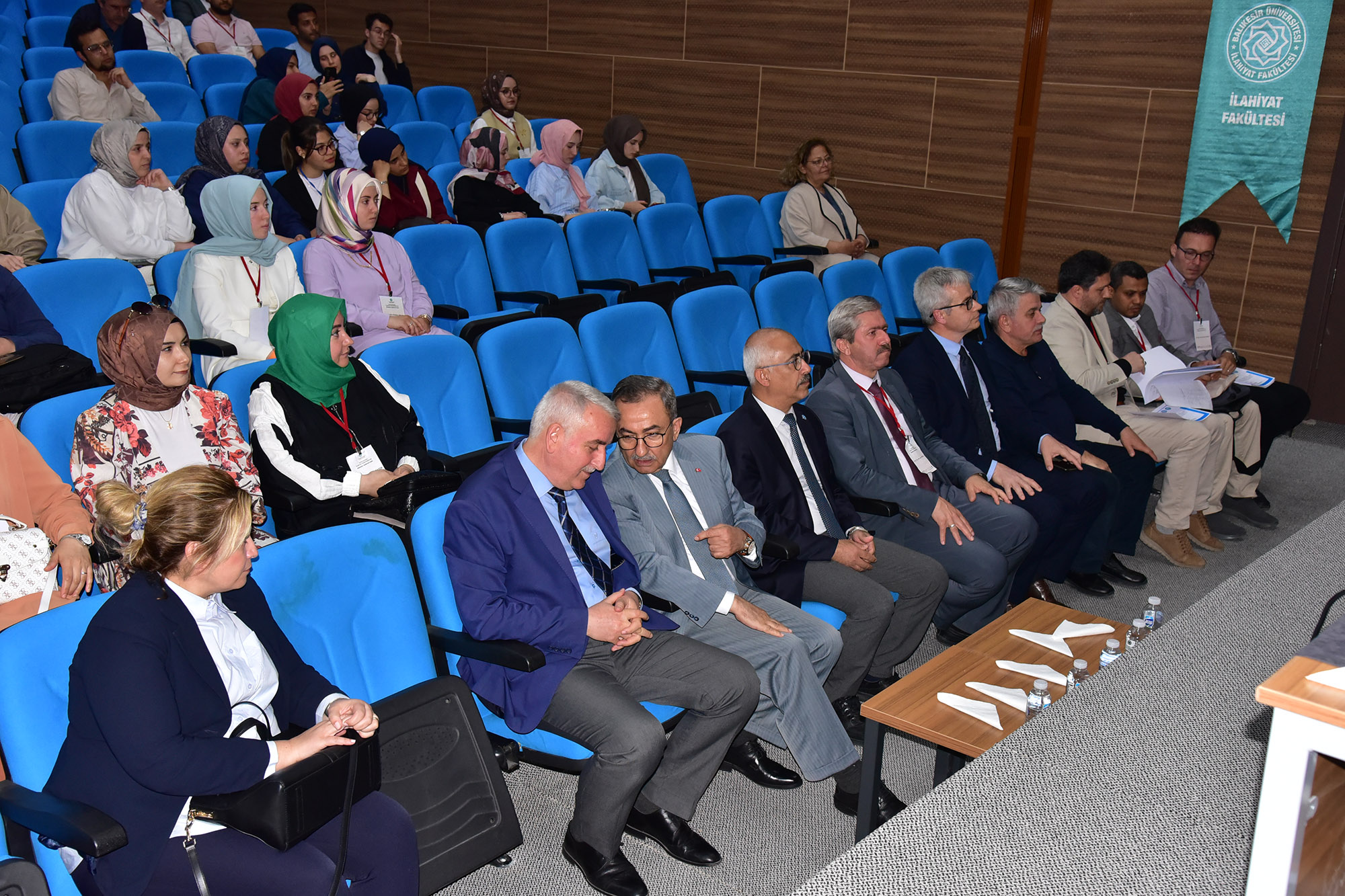 Balıkesir Üniversitesi, Uluslararası İlahiyat Araştırmaları Öğrenci Sempozyumuna Ev Sahipliği Yaptı 6
