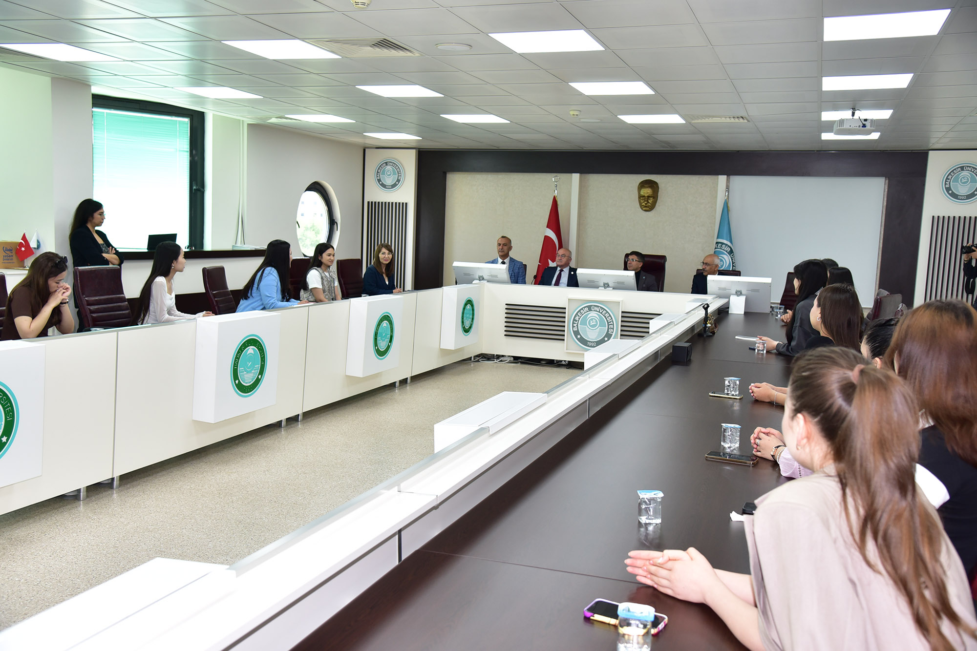 Kazakistanlı Türkoloji Öğrencilerine BAÜN'den Akademik Destek 3