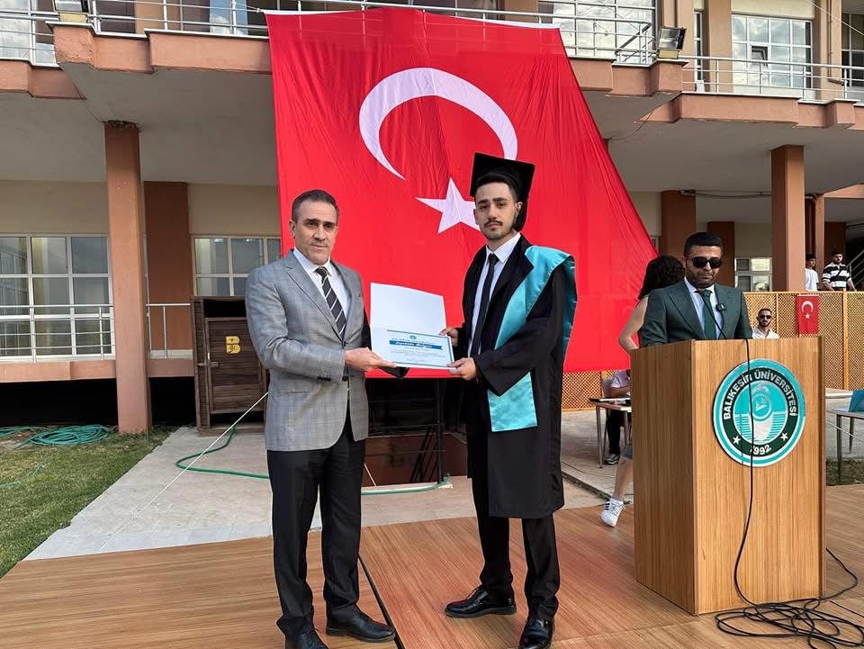BAÜN Burhaniye Uygulamalı Bilimler Fakültesinde Gurur Günü: Mezunlar Yeni Hayatlarına Uğurlandı 6
