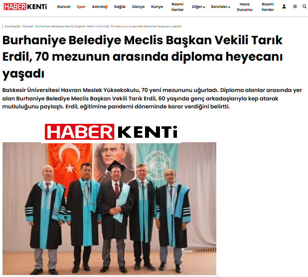 Burhaniye Belediye Meclis Başkan Vekili Tarık Erdil, 70 mezunun arasında diploma heyecanı yaşadı