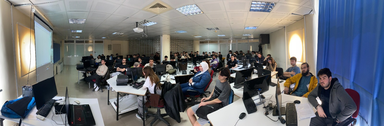 Balıkesir MYO Bilgisayar Teknolojileri Bölümünün “2025'de Bilgisayar Programcıları için Kariyer Olanakları” Semineri 5