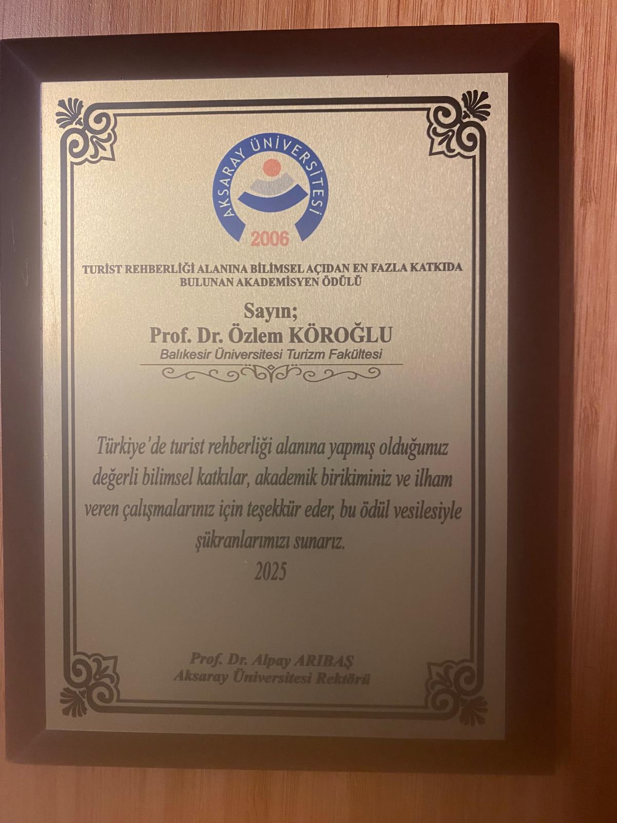 Akademisyenimizden Turizm Rehberliği Alanına Öncü Katkı 3