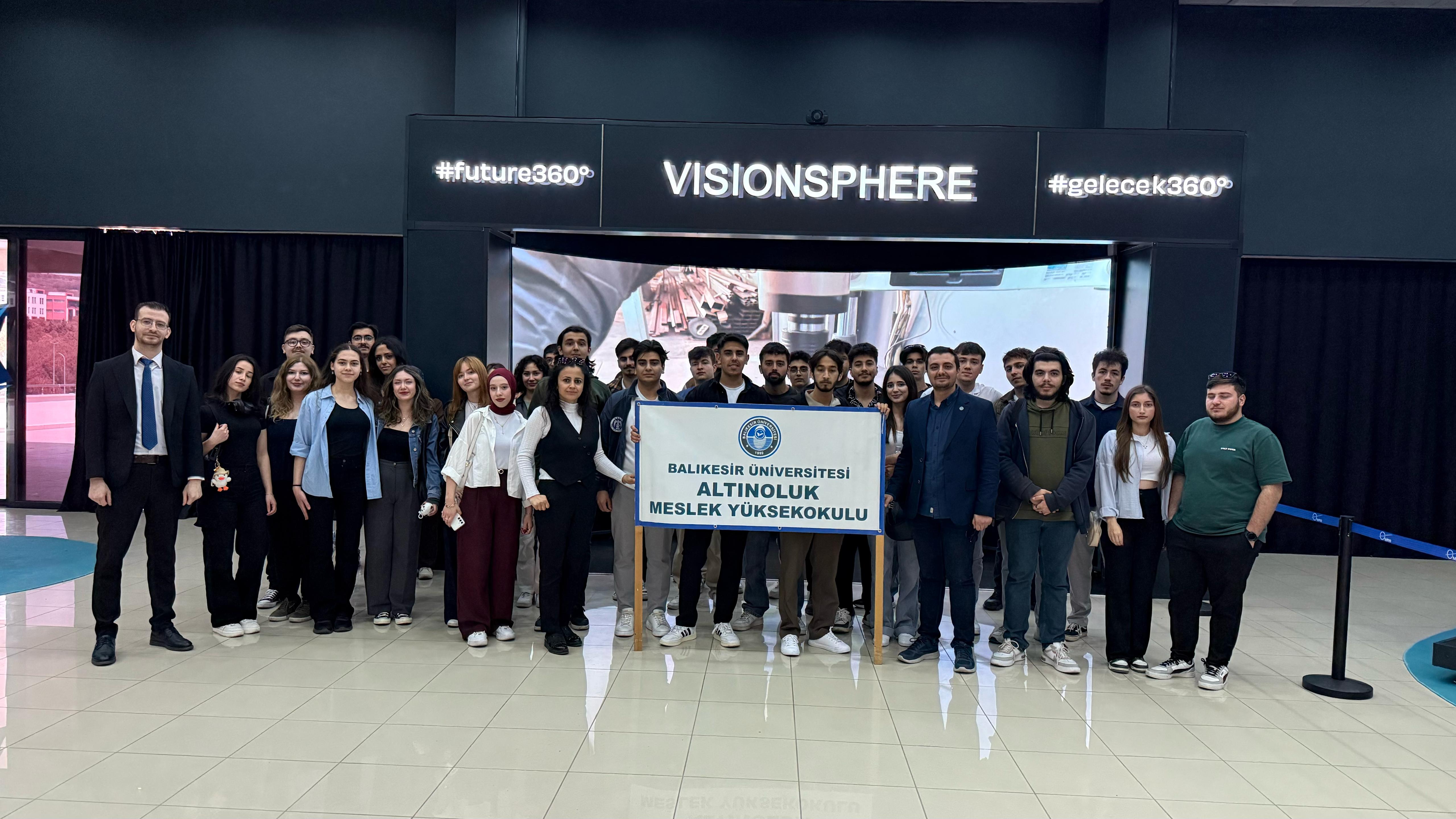 Geleceğin Yazılımcıları Simülasyon Dünyasını Yerinde Deneyimledi 