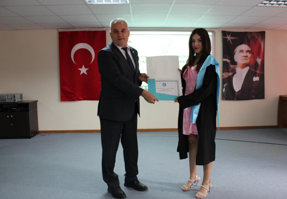 Ayvalık MYO Mezuniyet Töreninde Coşku ve Gurur Bir Arada 7
