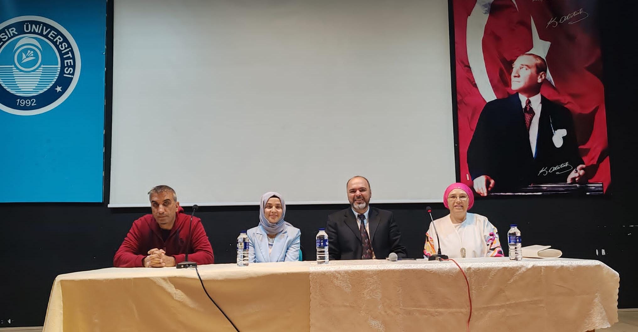 Necatibey Eğitim Fakültesi "Özel Ebeveynler Özel Hikayeler" İsimli Panele Ev Sahipliği Yaptı 1