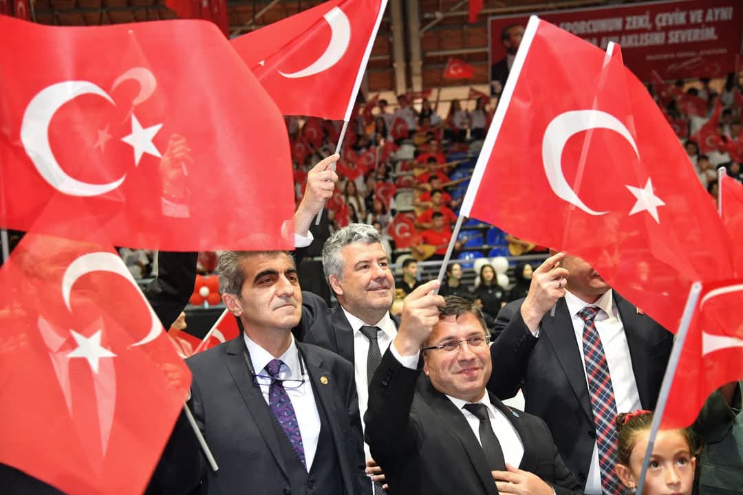 Balıkesir’de 19 Mayıs Coşkusu: BAÜN Rektörü Prof. Dr. Yücel Oğurlu 19 Mayıs Törenine Katıldı 5