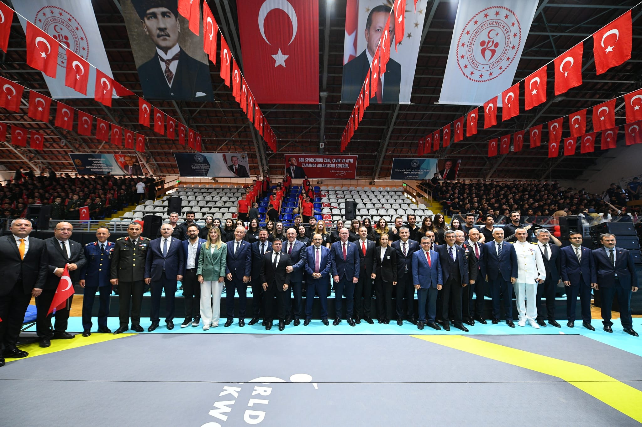 Balıkesir’de 19 Mayıs Coşkusu: BAÜN Rektörü Prof. Dr. Yücel Oğurlu 19 Mayıs Törenine Katıldı 6