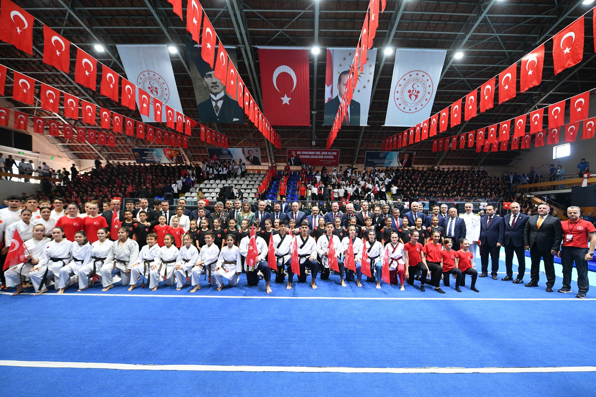 Balıkesir’de 19 Mayıs Coşkusu: BAÜN Rektörü Prof. Dr. Yücel Oğurlu 19 Mayıs Törenine Katıldı 4