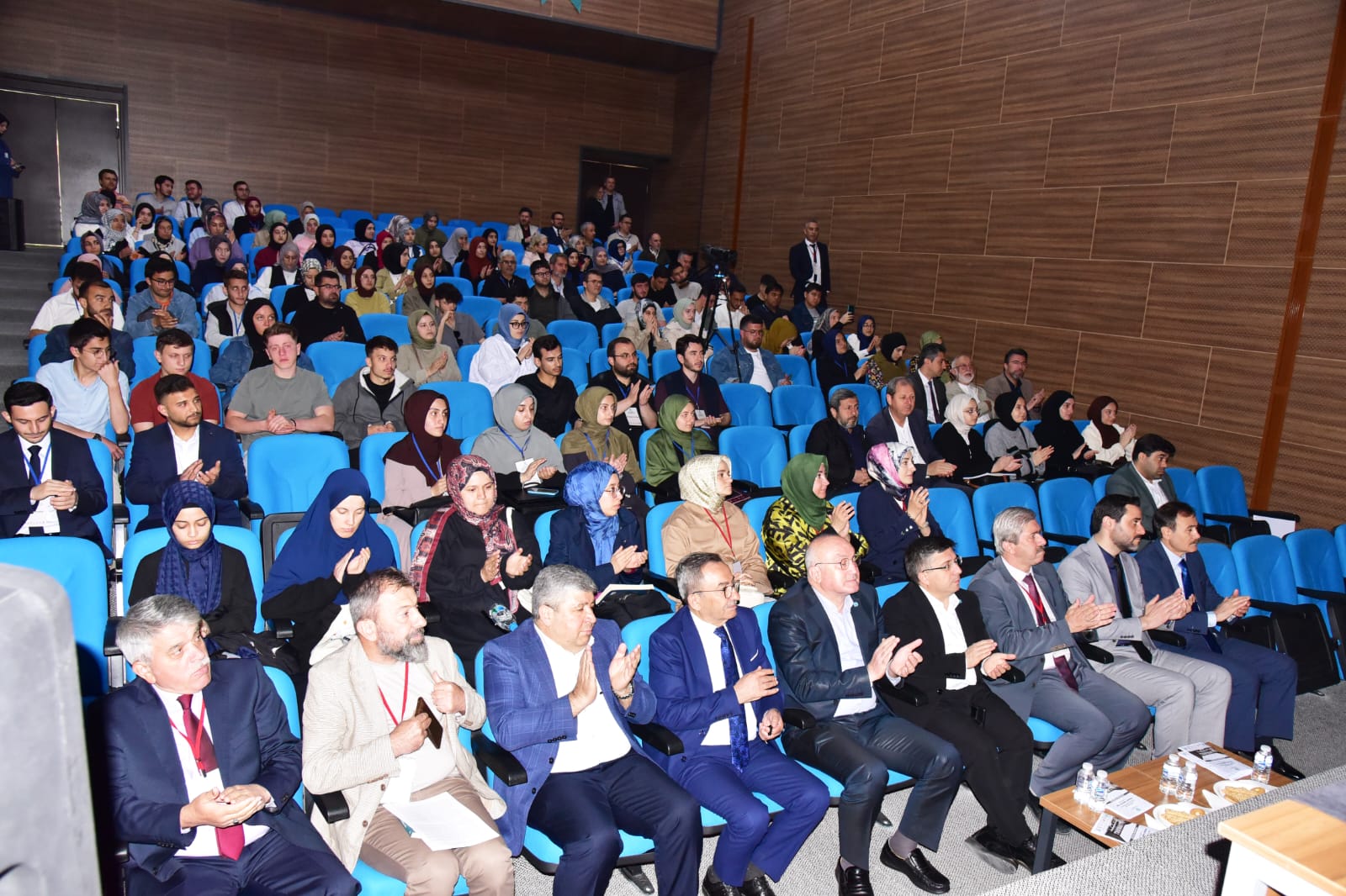 Uluslararası İlahiyat Araştırmaları Öğrenci Sempozyumu Tamamlandı 7