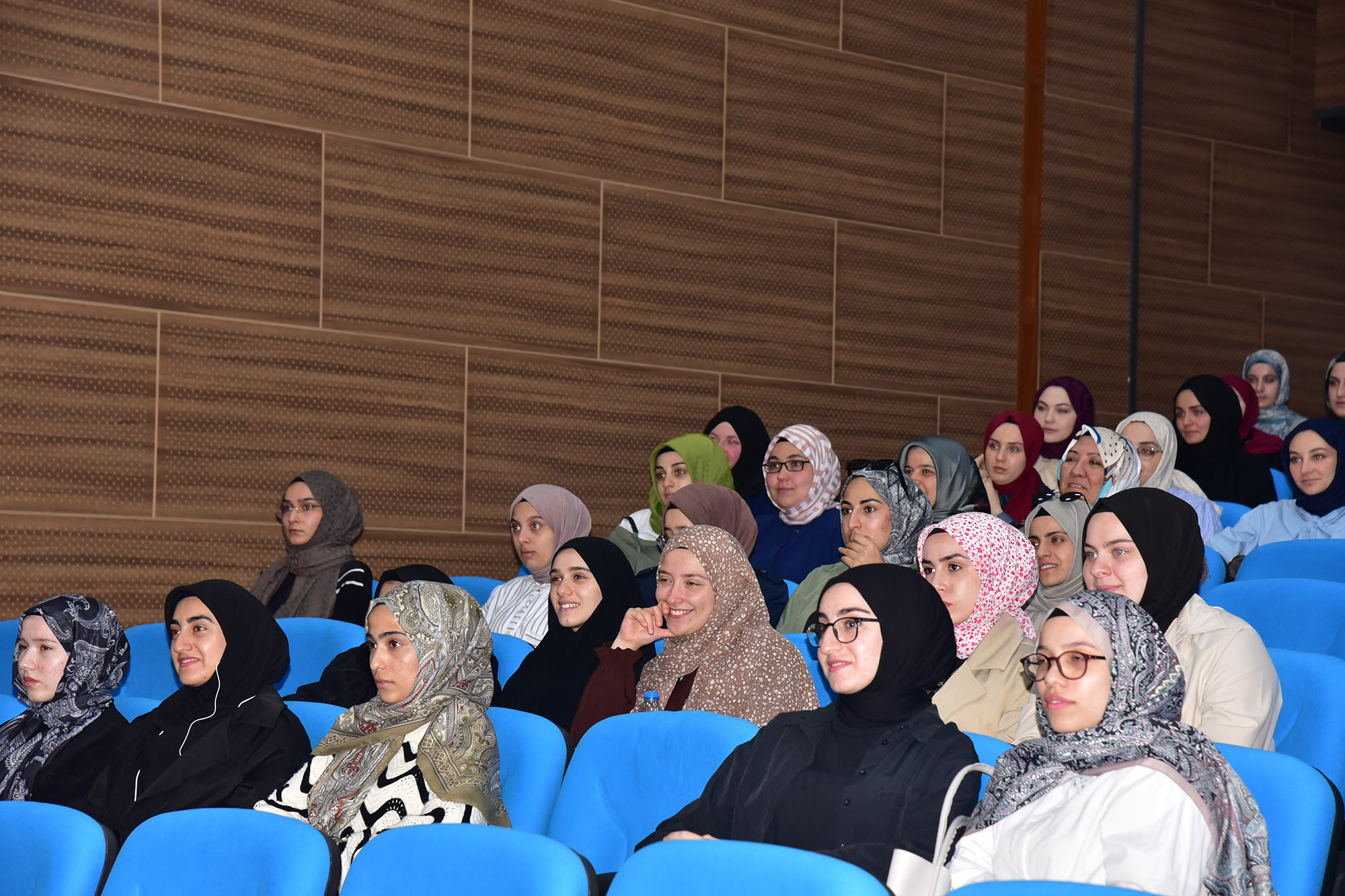 Dünyaca Ünlü Balerin Brodbeck, BAÜN’de Maneviyat Yolculuğunu Anlattı 3