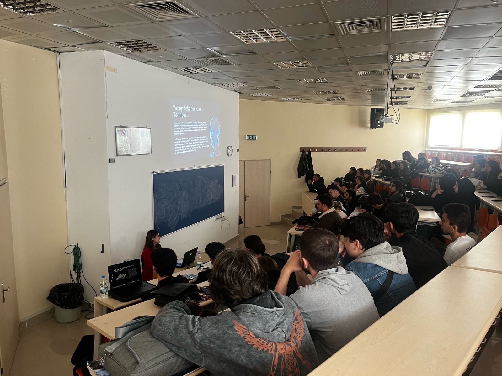 Balıkesir MYO Tasarım Bölümünün Öğrencilerin Özgün Sunumlarını İçeren Semineri 2