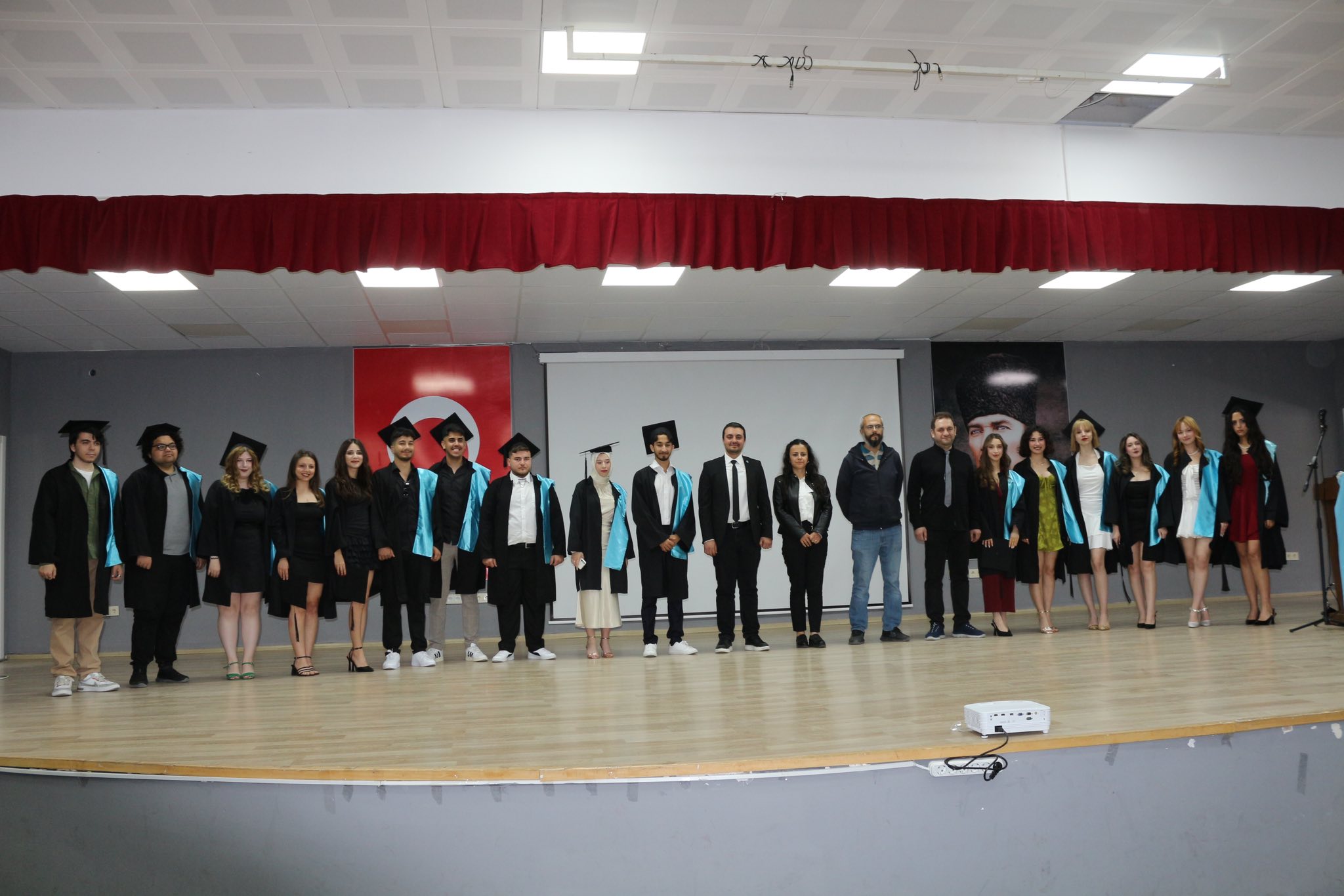 Altınoluk MYOda Mezuniyet Coşkusu 5