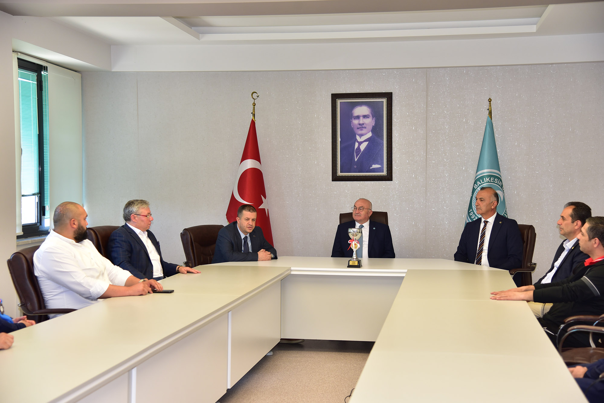 Türkiye İkincisi Güreş Takımından BAÜN Üst Yönetimine Ziyaret 2