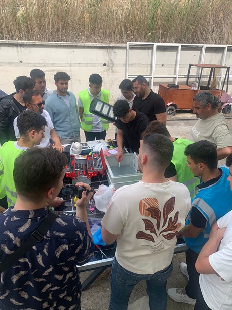 Güneşin Gücü Eğitimle Buluştu: Balıkesir MYO’da 3000w Ges Devreye Alındı 4