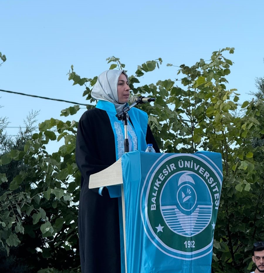 Hayallerin Peşinde Yeni Bir Sayfa: BAÜN İvrindi SHMYO’da Mezuniyet Heyecanı 4